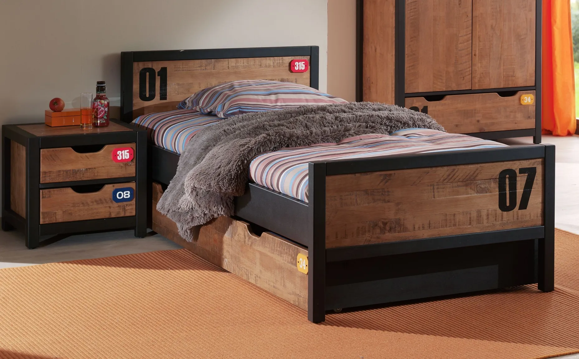 AlexKinderzimmer : Bett 90x200cm Bettschublade, Nachttisch - Kiefernholz