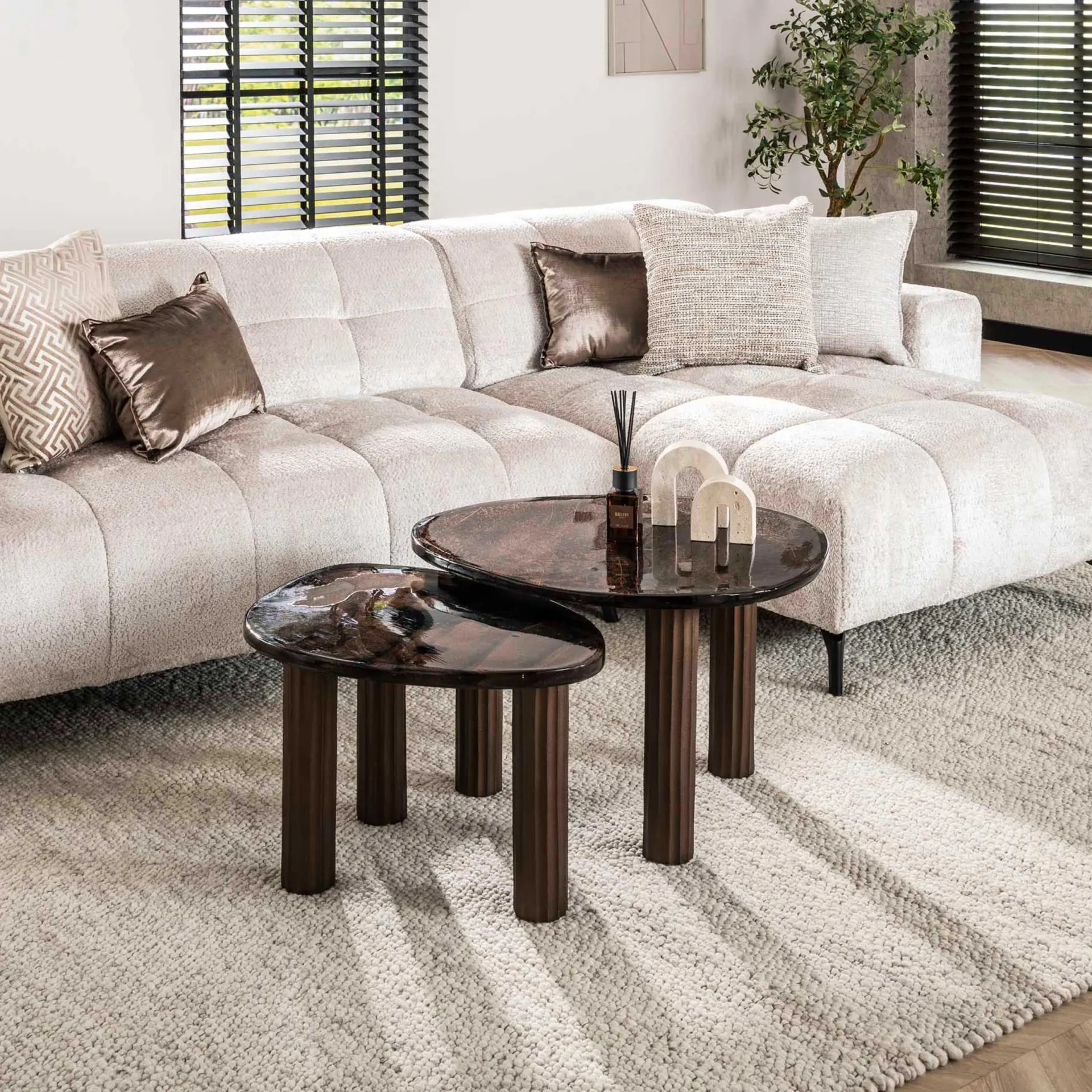 Emob Antik Couchtisch Eclipse L