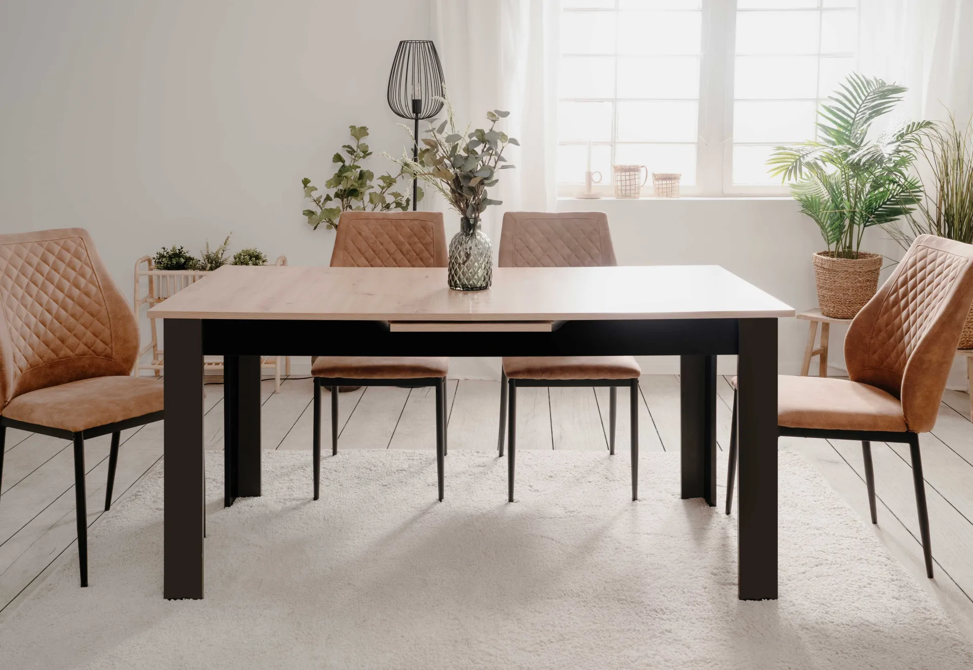 Finori Ausziehbarer Esstisch Birma - 160/200x80x75cm - Artisan Eiche/schwarz