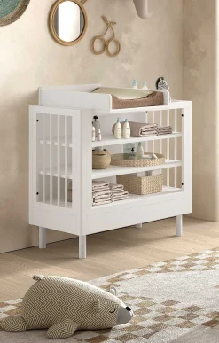 Babyzimmer Forrest: Babybett 70x140cm, Kommode mit Windelregal, Kleiderschrank - Weißbuche