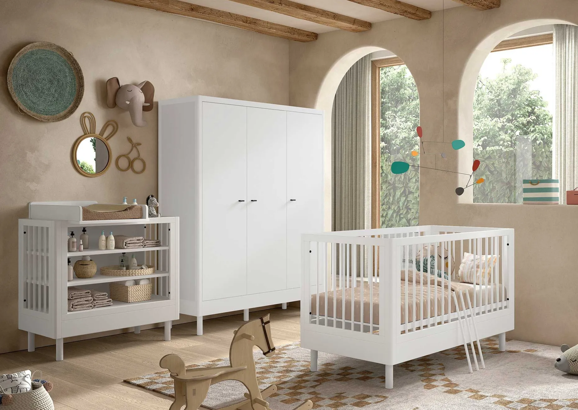 Babyzimmer Forrest: Babybett 70x140cm, Wickeltisch mit Wickelbrett, Kleiderschrank - Weißbuche