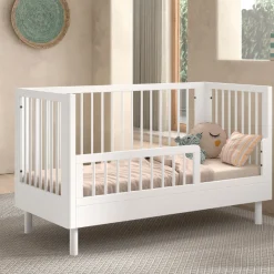Kinder Vipack Babyzimmer Forrest: Babybett 70x140cm, Wickeltisch, Kleiderschrank - buche