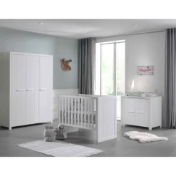 Kinder Vipack Babyzimmer-Set Erik - Dreitüriger Kleiderschrank, Kommode, Wickeltisch & Kinderbett - MDF/