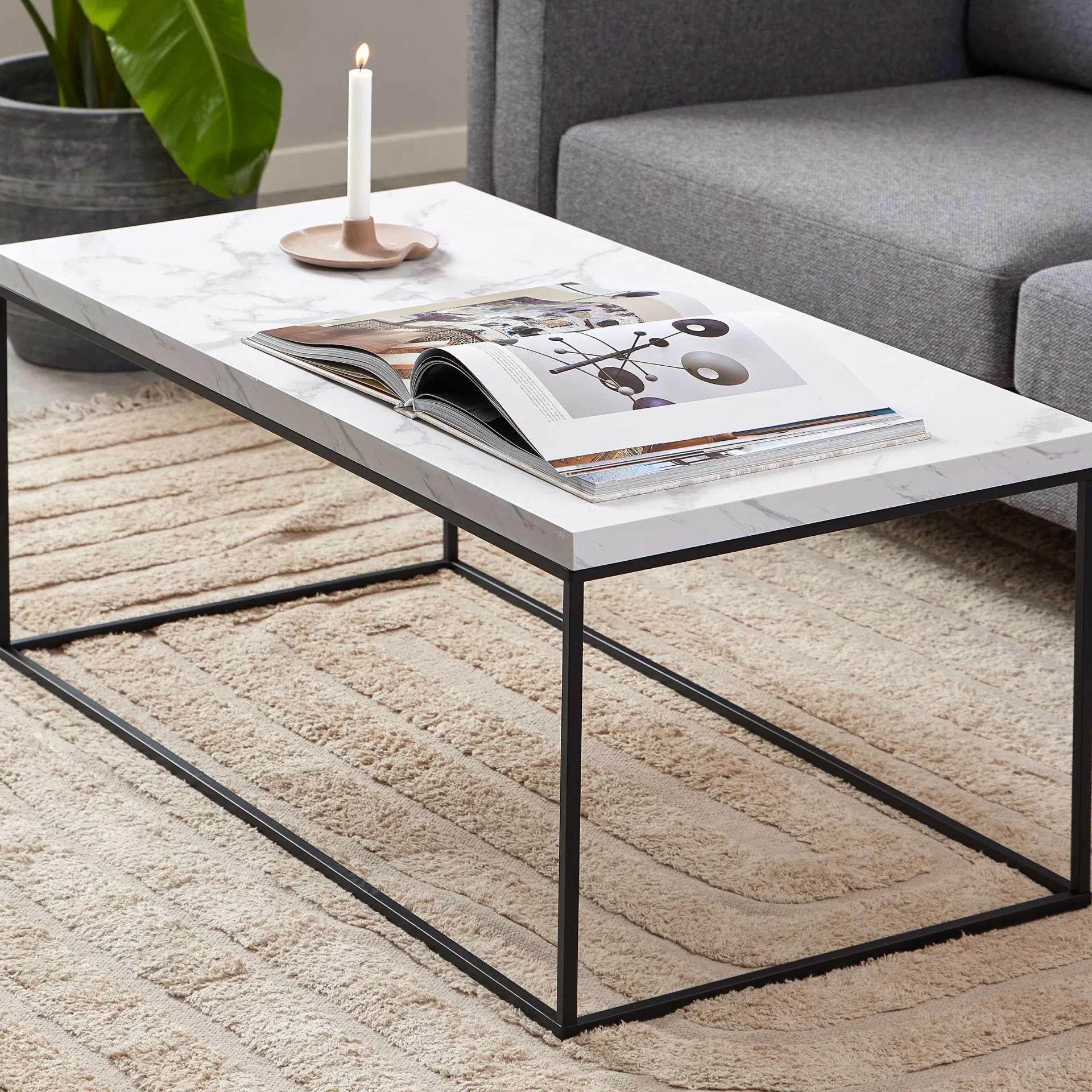 Emob Barossa Rechteckiger Couchtisch mit er Marmorplatte