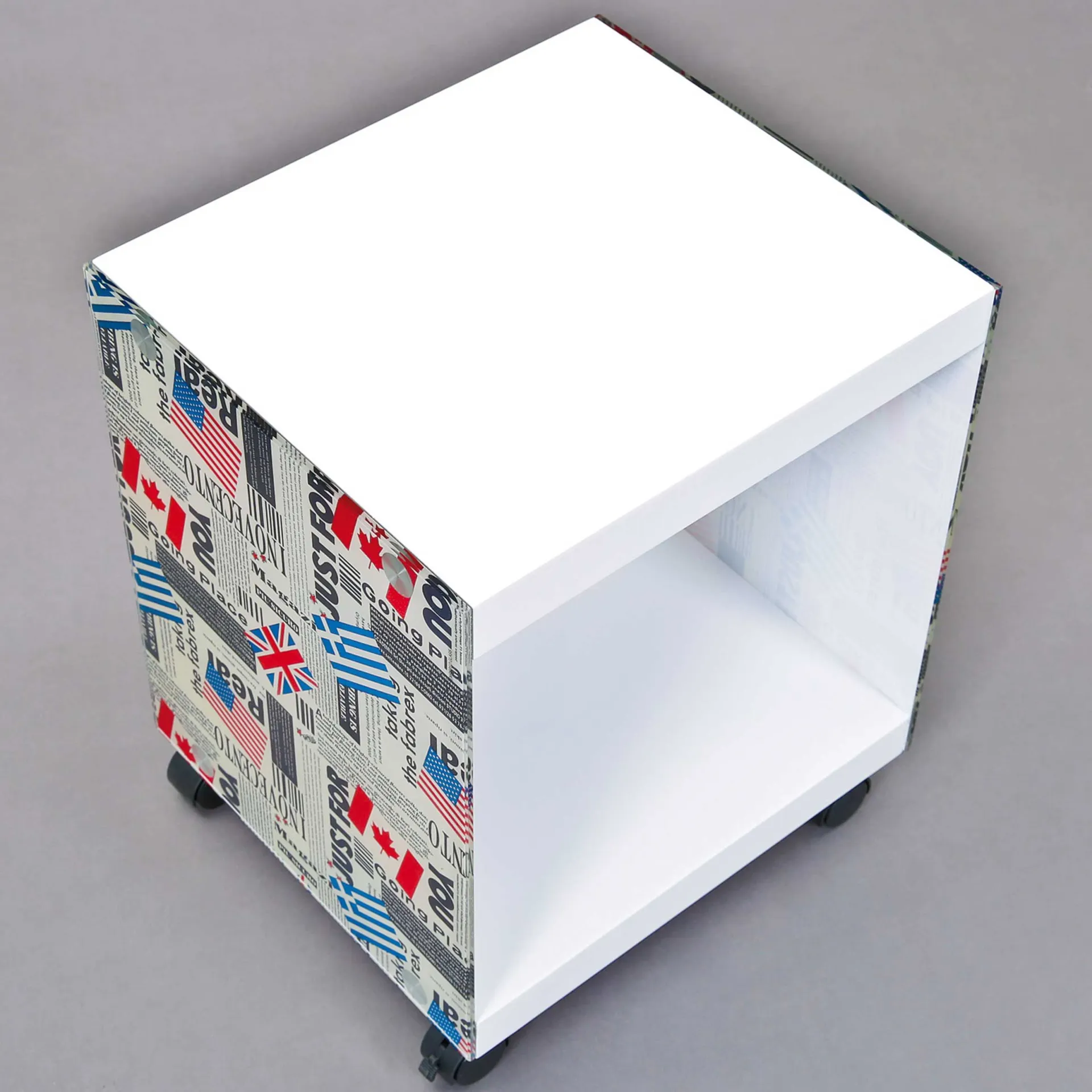 Interlink Beistelltisch Flagcube auf Rädern