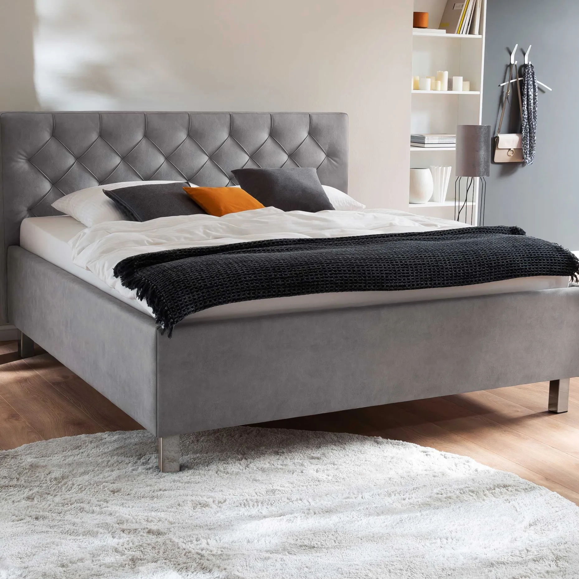 Bett San Marino 180x200cm mit Stauraum Kunstleder - grau/chrom