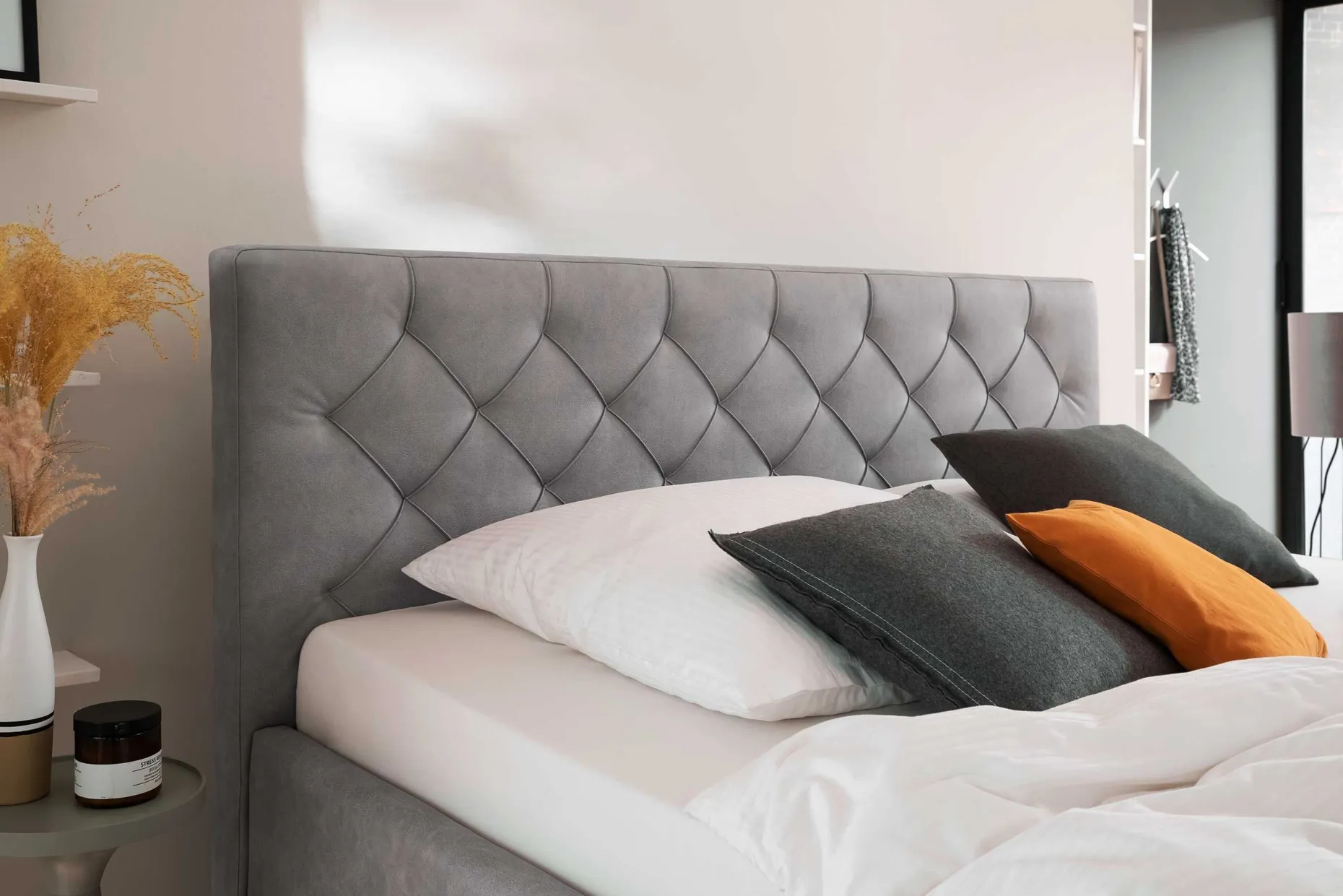 Bett San Marino 180x200cm mit Stauraum Kunstleder - grau/chrom