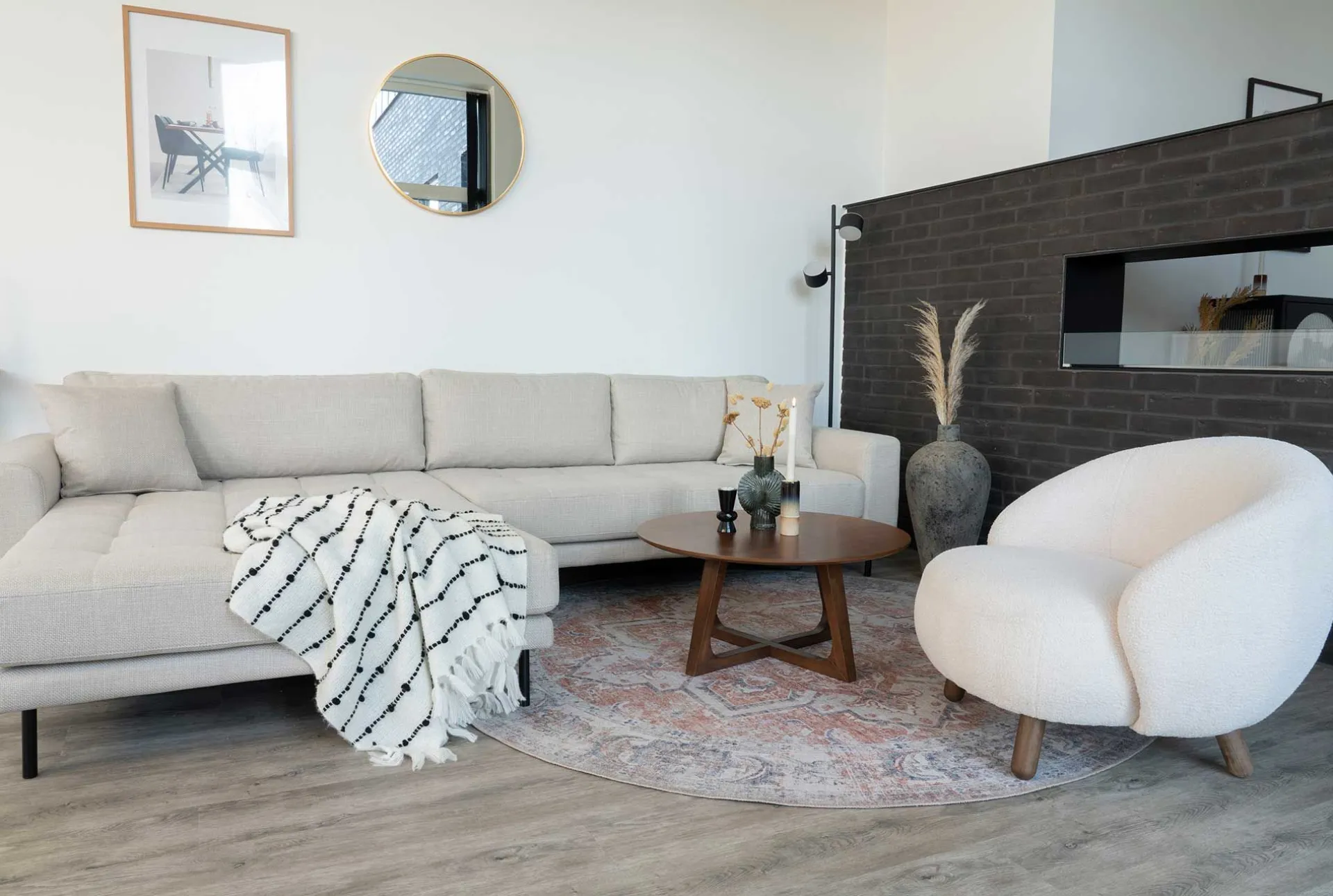 House Nordic Couchtisch aus em Nussbaumfurnier Ø75x36 cm