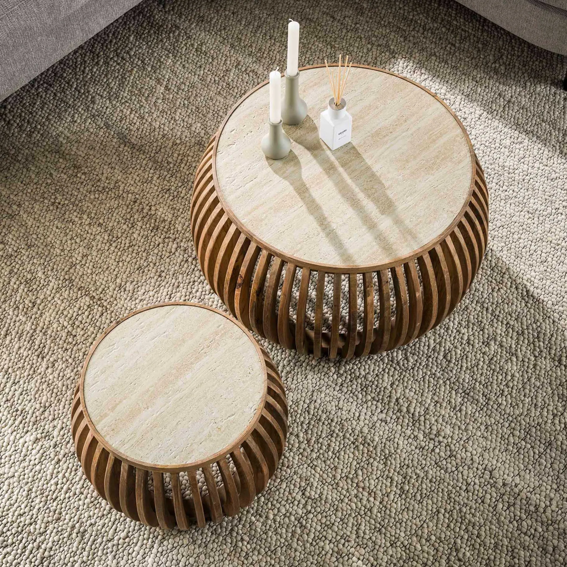 Emob Curve Nuovo Travertin Couchtisch-Set - Massivholz Mango
