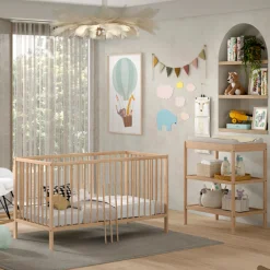 DinoKleinkindzimmer : Kleinkindbett 70x140cm und Wickeltisch - Kieferholz