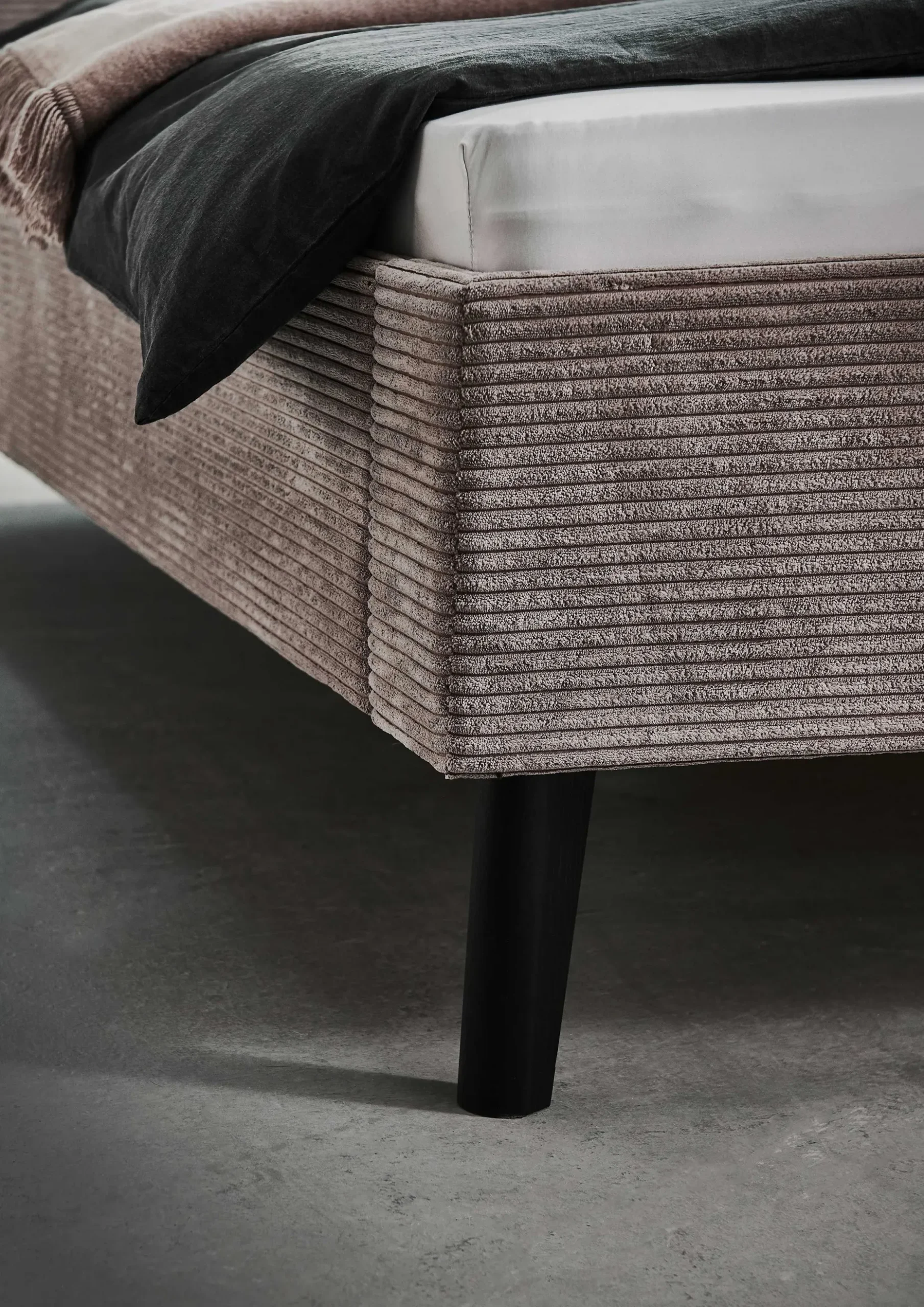 Doppelbett Avola | 140 x 200 cm | Design Taupe