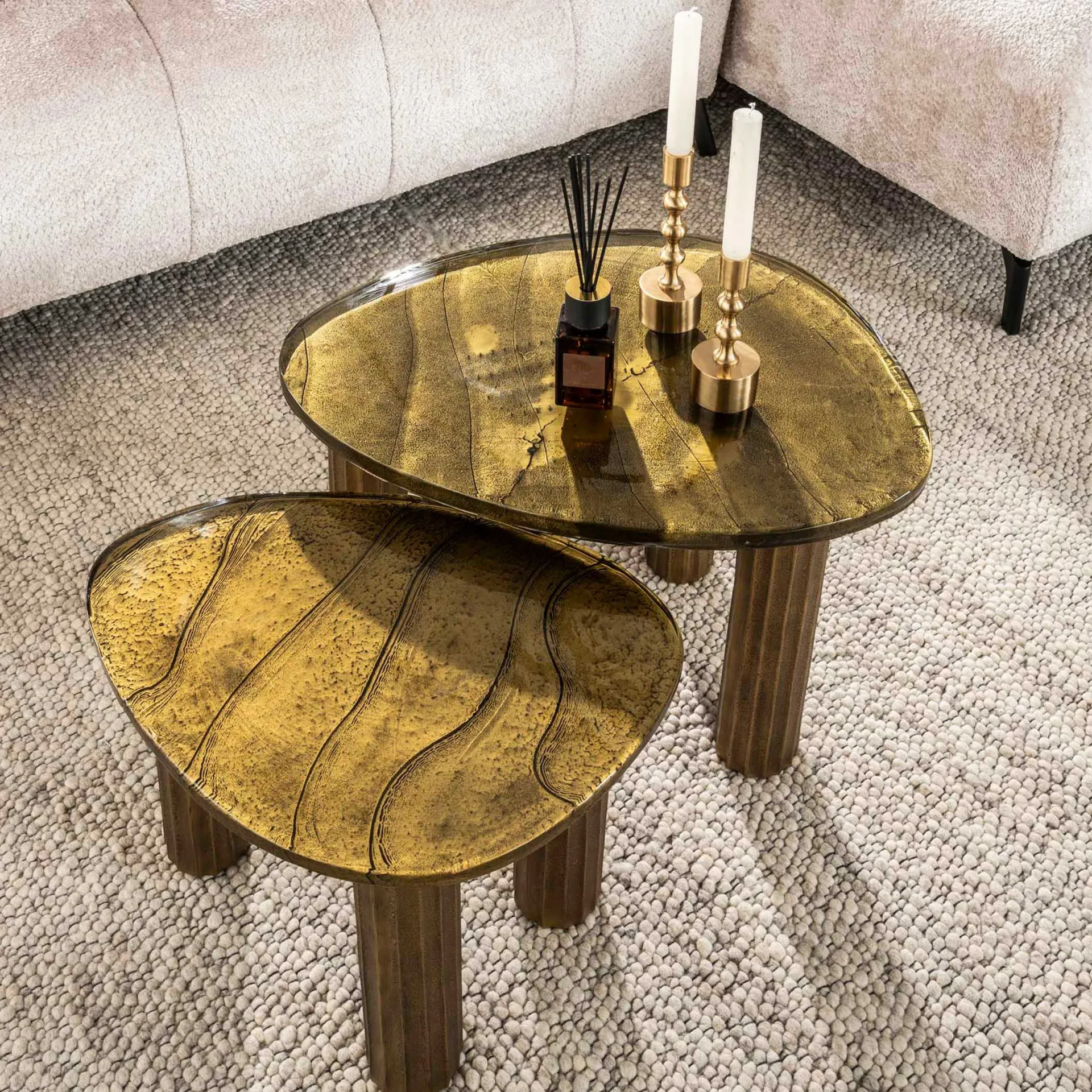 Emob Eclipse M Couchtisch in Antik