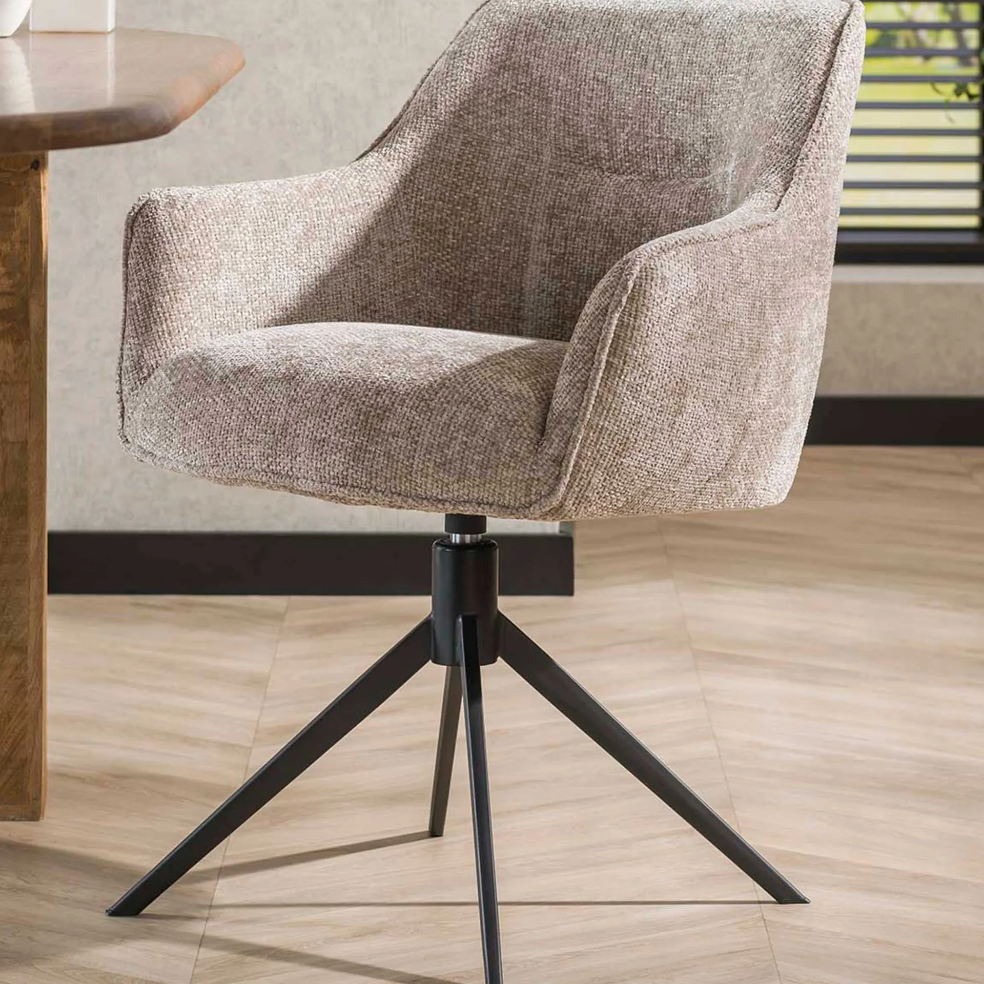 Emob Eimerstuhl Giacomo - 61x62x83cm - drehbar - sand