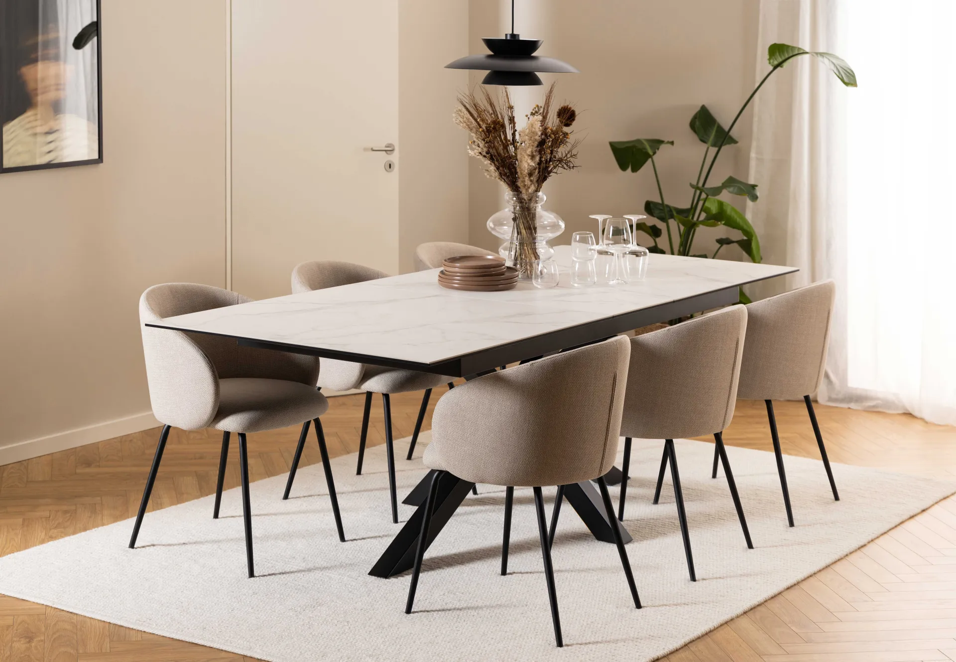 Emob Eleanor Esszimmerstuhl - Stoff -