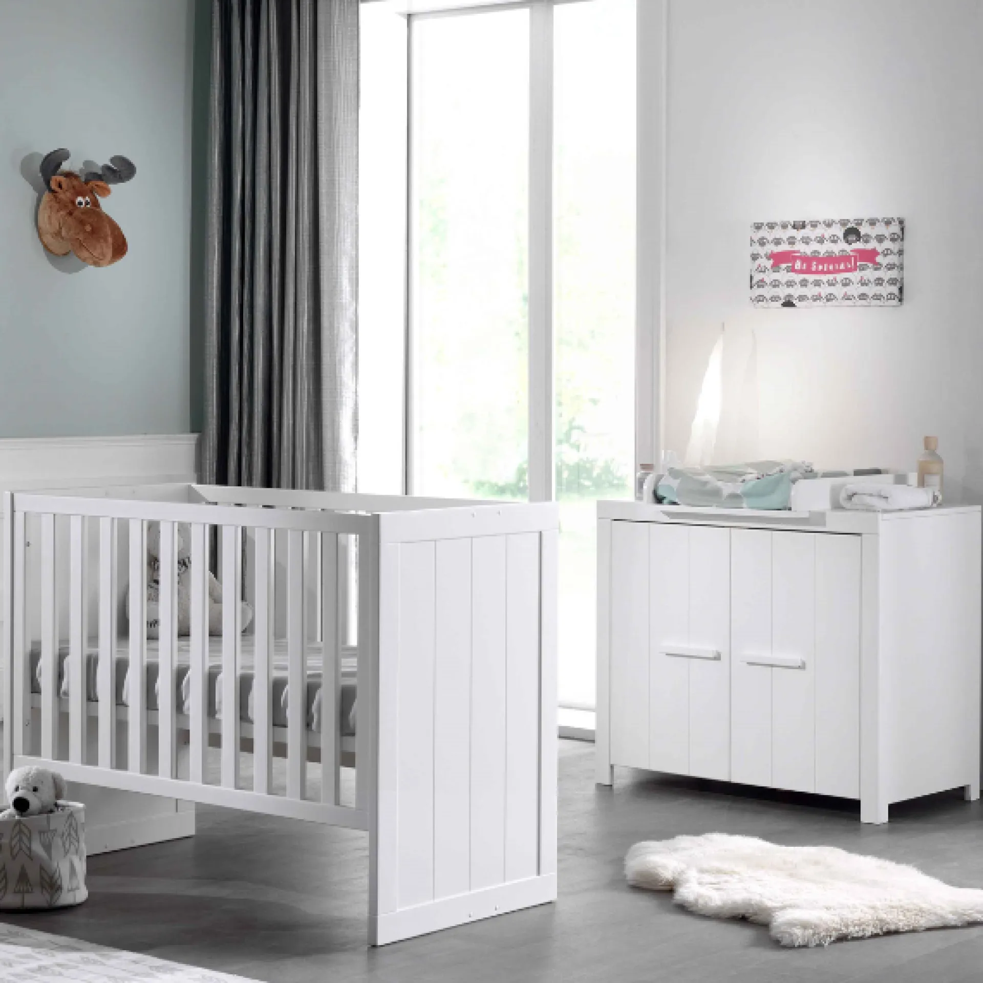 Kinder Vipack ErikBabyzimmer : Babybett 60x120cm, Kommode, Wickeltisch -