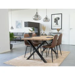 House Nordic Esstisch aus Eiche Natur mit gewellter Kante