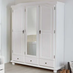 Garderobe Karel