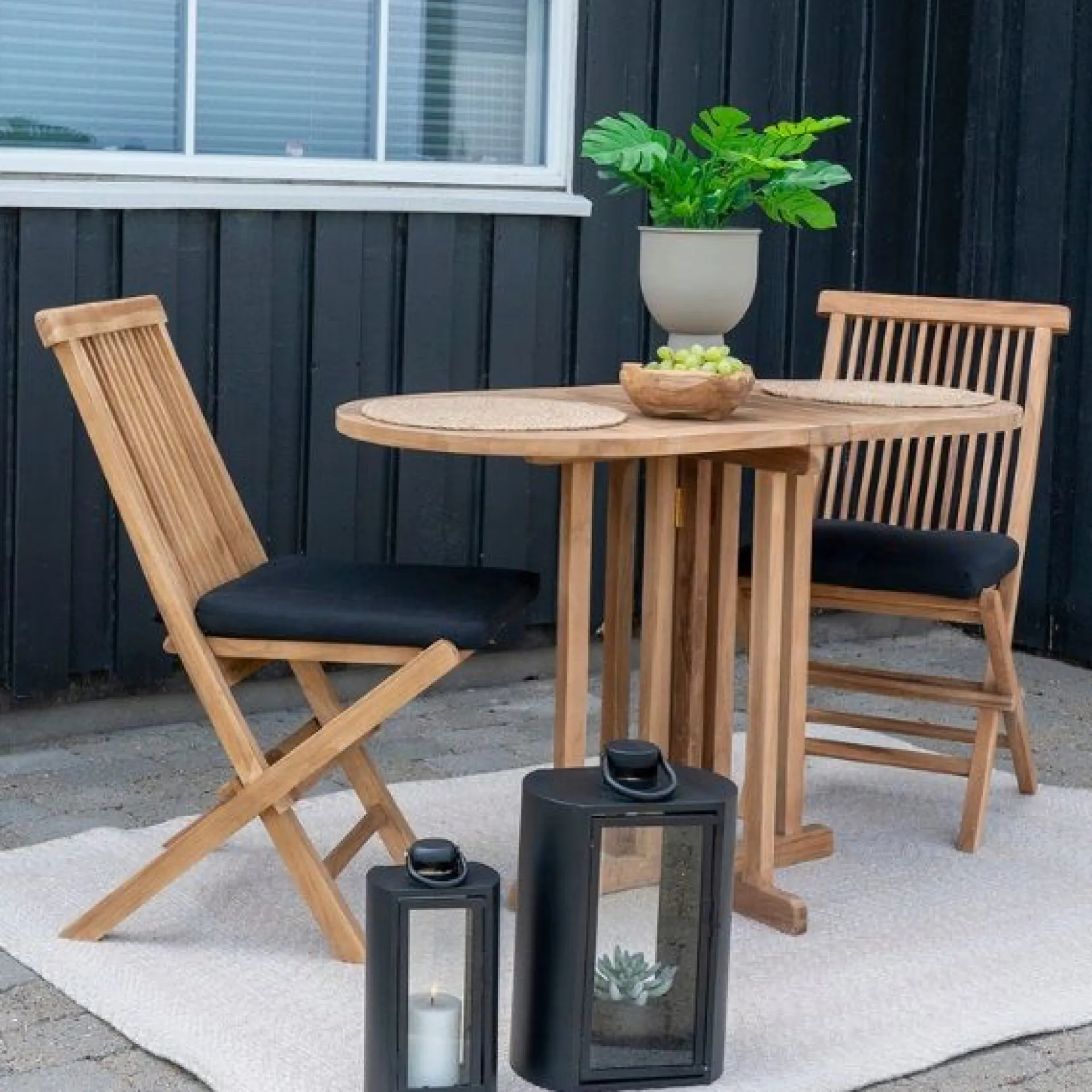 House Nordic Gartentisch Huelva - 120x60x75 cm - Teakholz