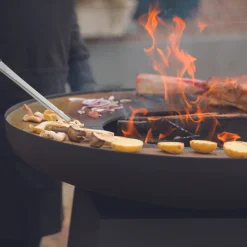 Redfire Grill mit Holzlagerung Oryx Stahl -