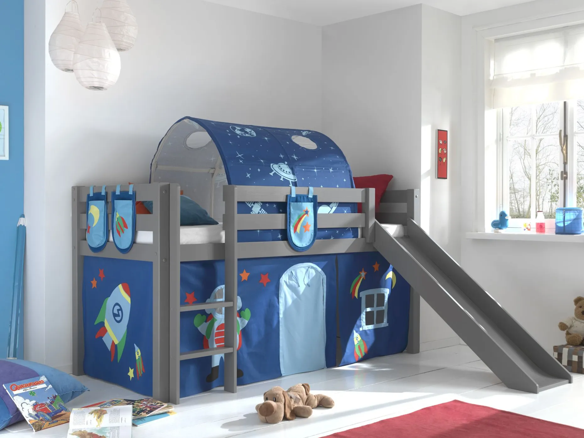 Halbhochbett mit Rutsche Astrid mit Schlafzelt, Tunnel und Stautaschen Astro - grau