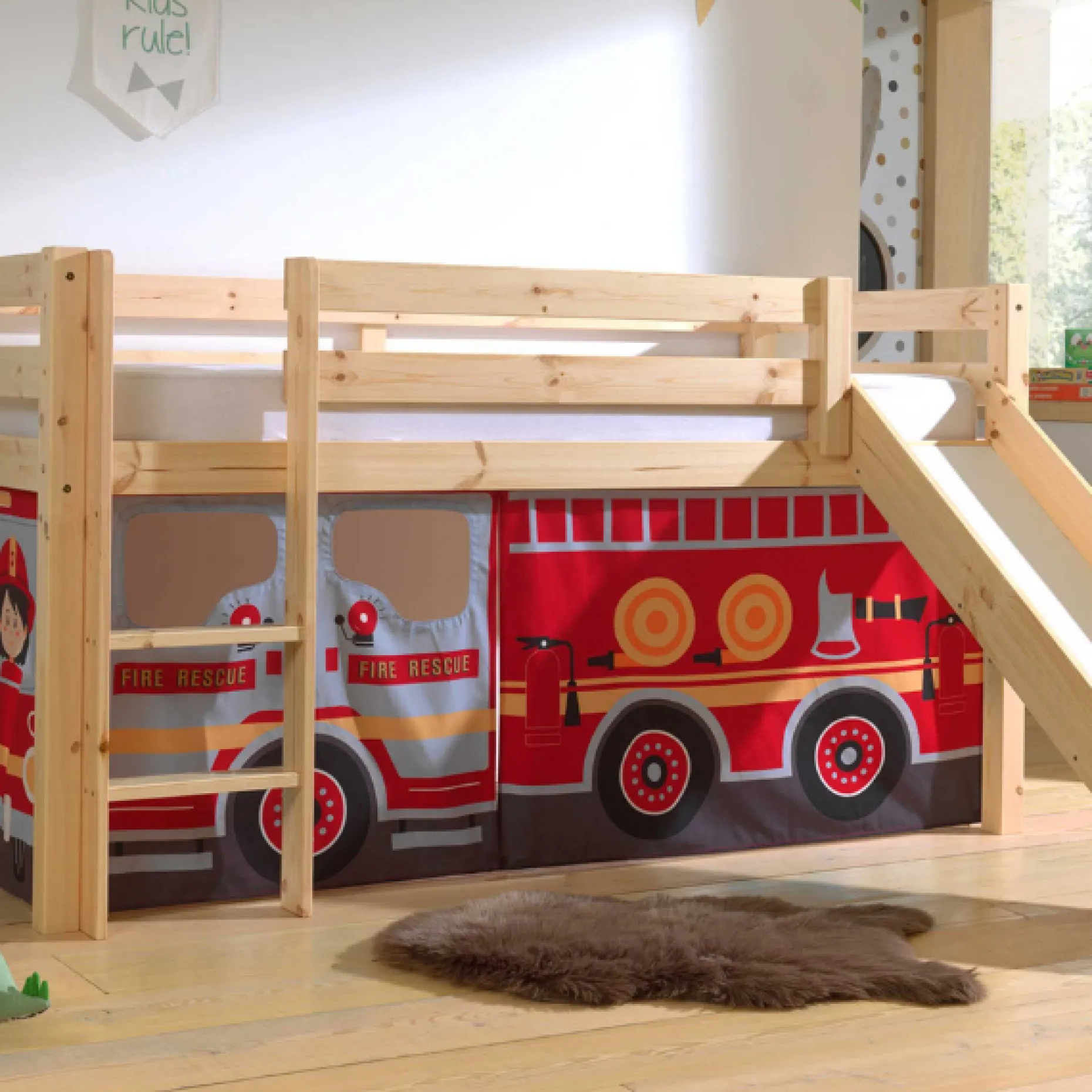 Halbhochbett mit Rutsche Astrid mit Schlafzelt Feuerwehrfahrzeug - Kieferholz