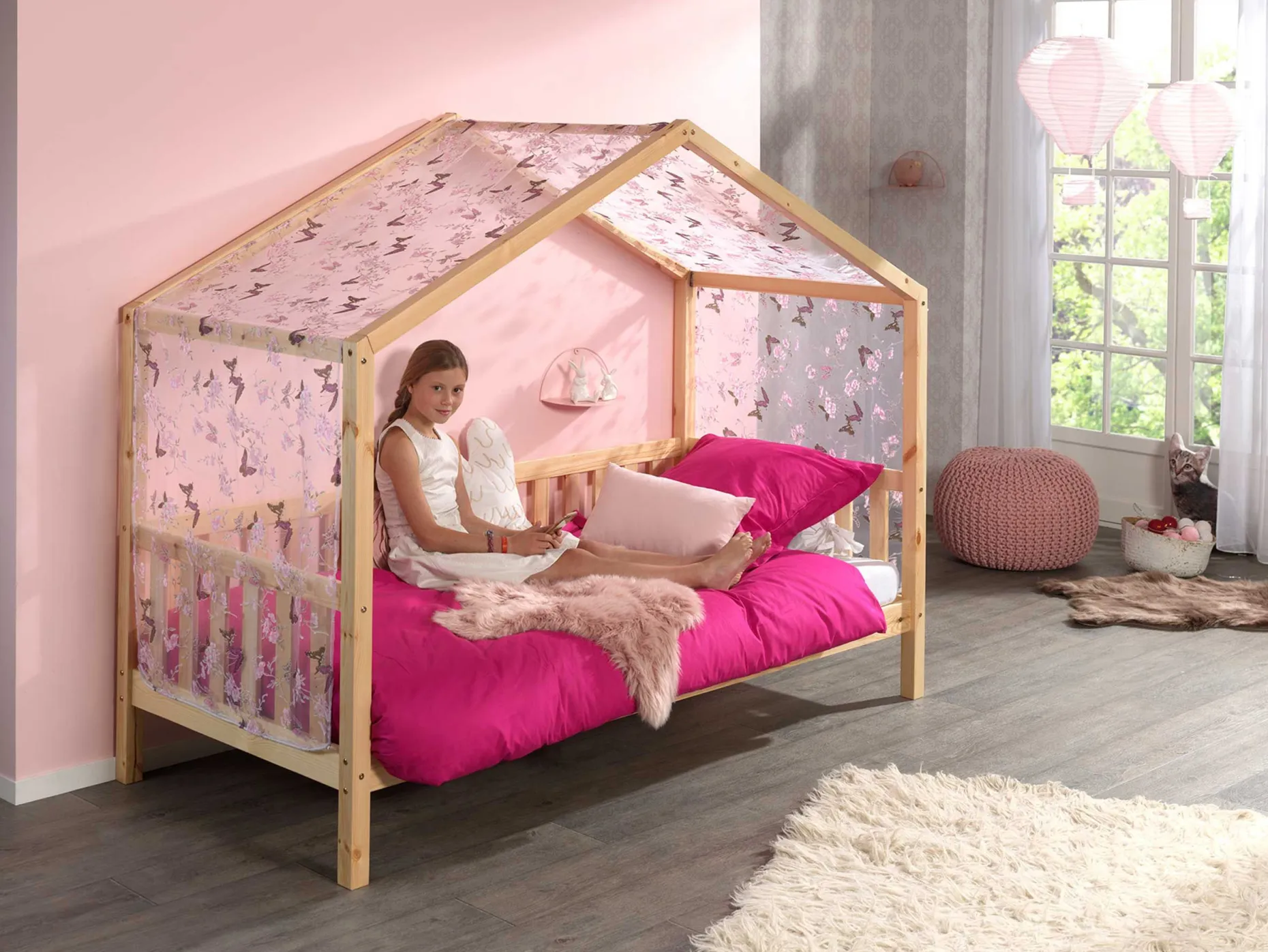 Hausbett Dallas 2 90x200 und Voile mit Schmetterlingsmuster - Kieferholz/rosa