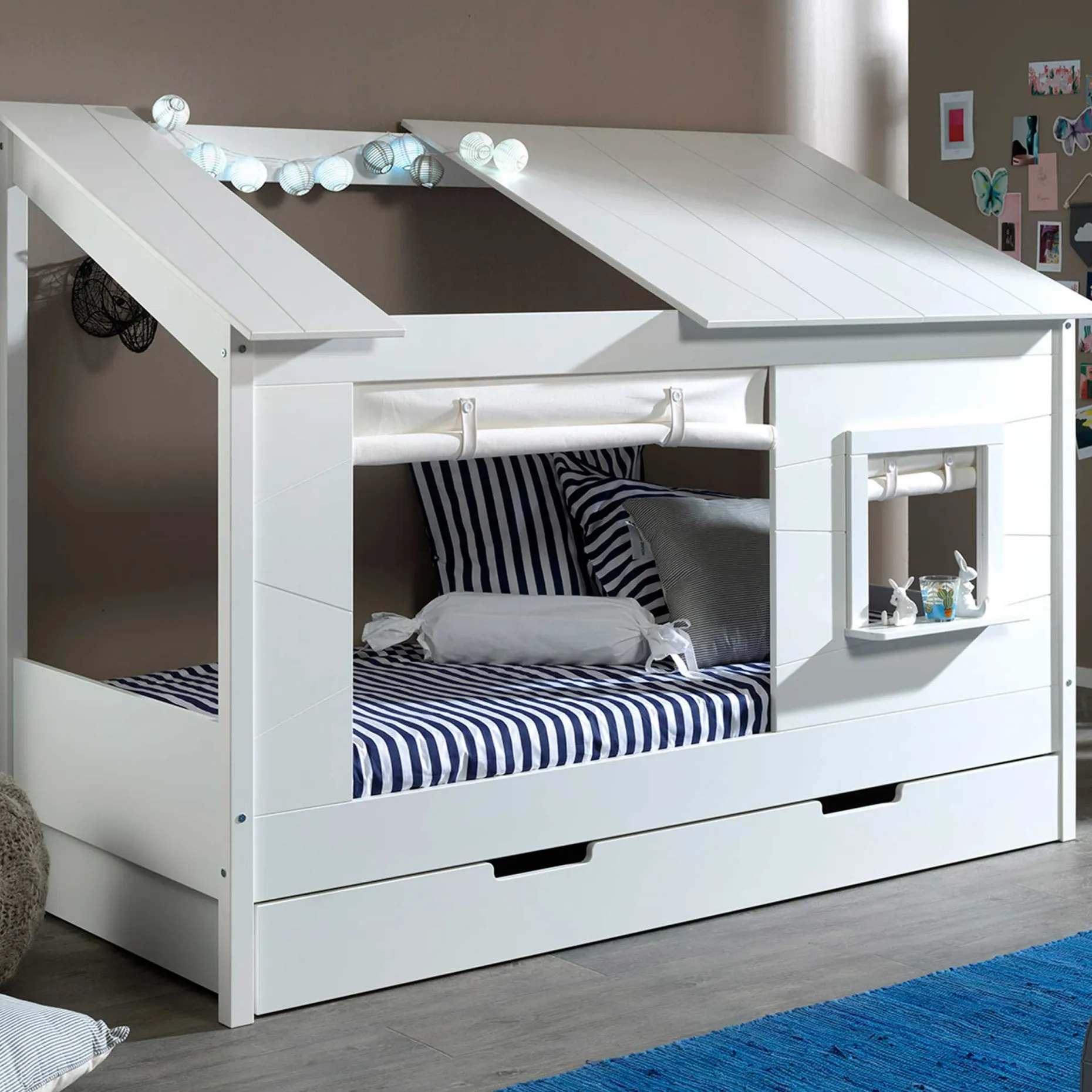 Hausbett Lio 90x200 mit Bettkasten und Vorhängen - weiß