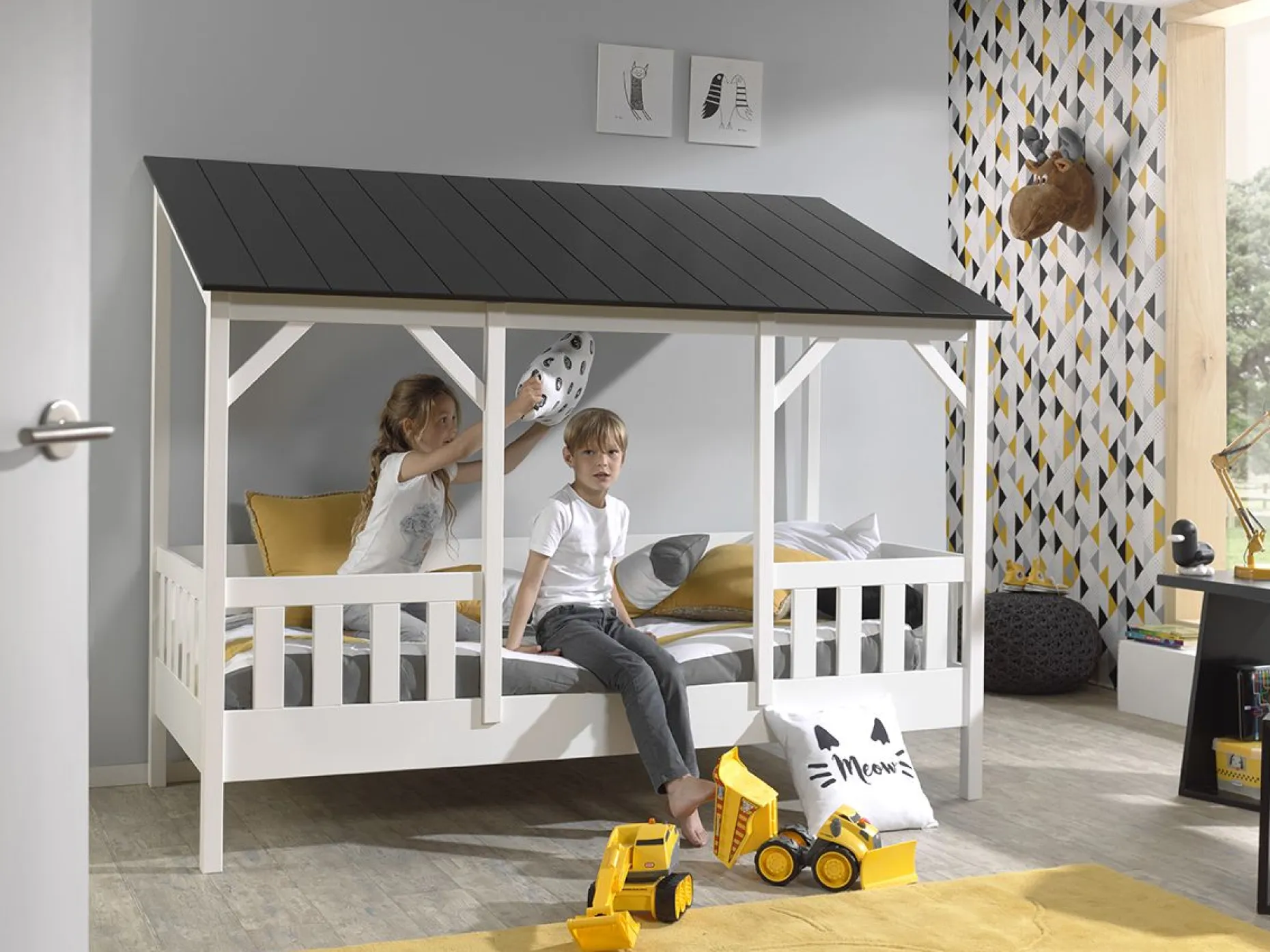Hausbett Malia 90x200 - schwarzes Dach