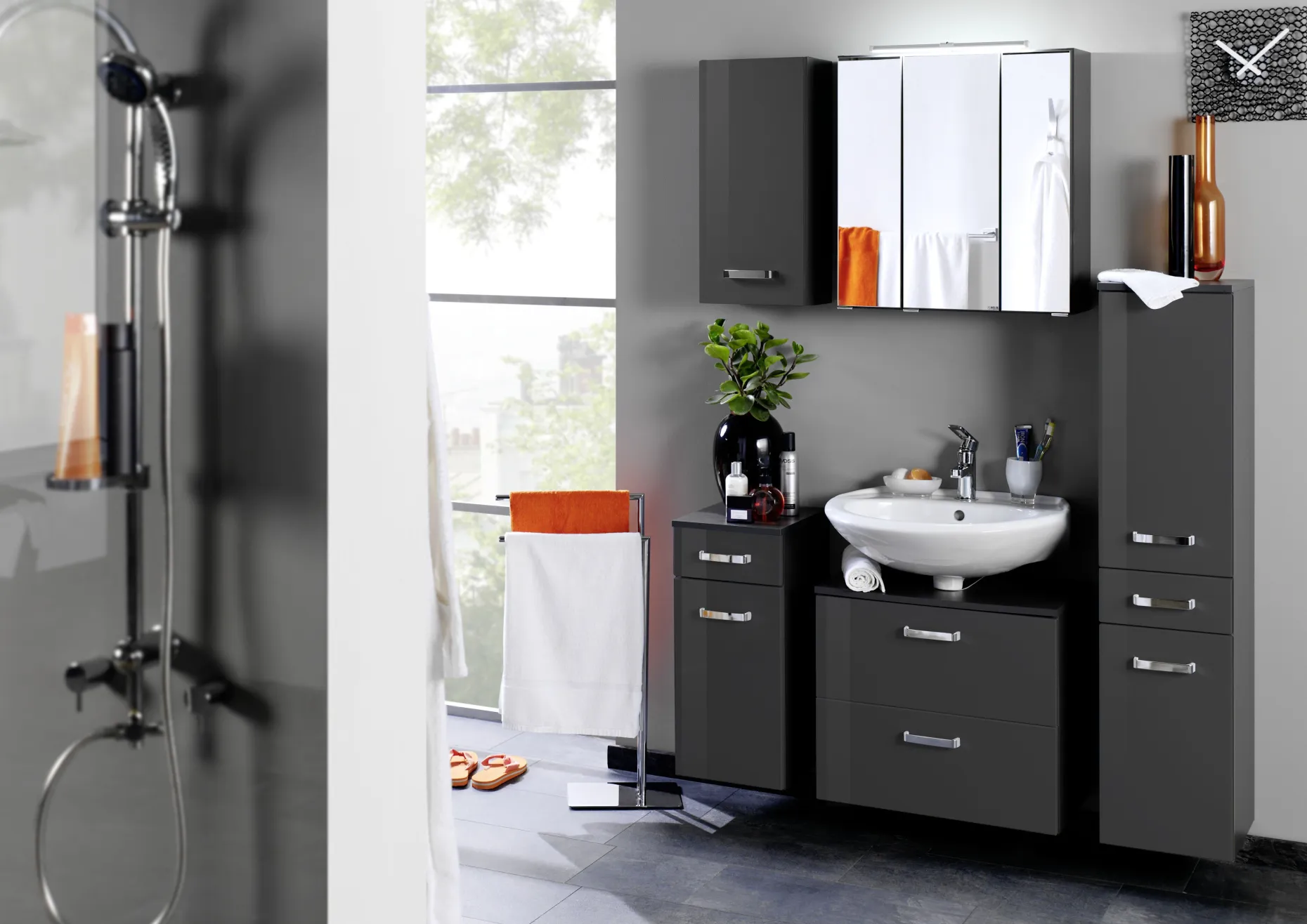 Hängeschrank Bobbi 30cm 1 Tür - graphit/hochglanz-grau