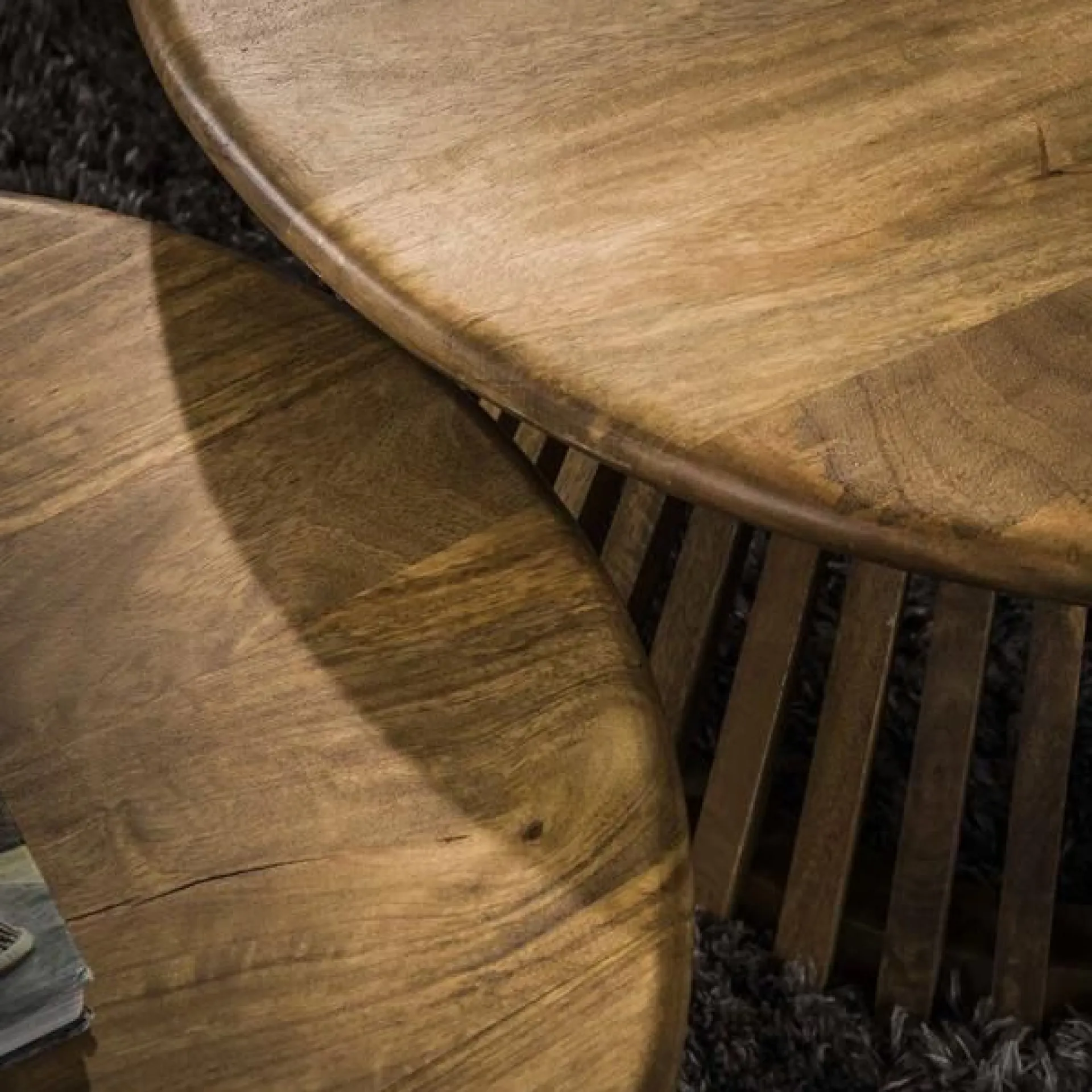 Emob Kai2er-Set Couchtische -sandfarbenes massives Mangoholz