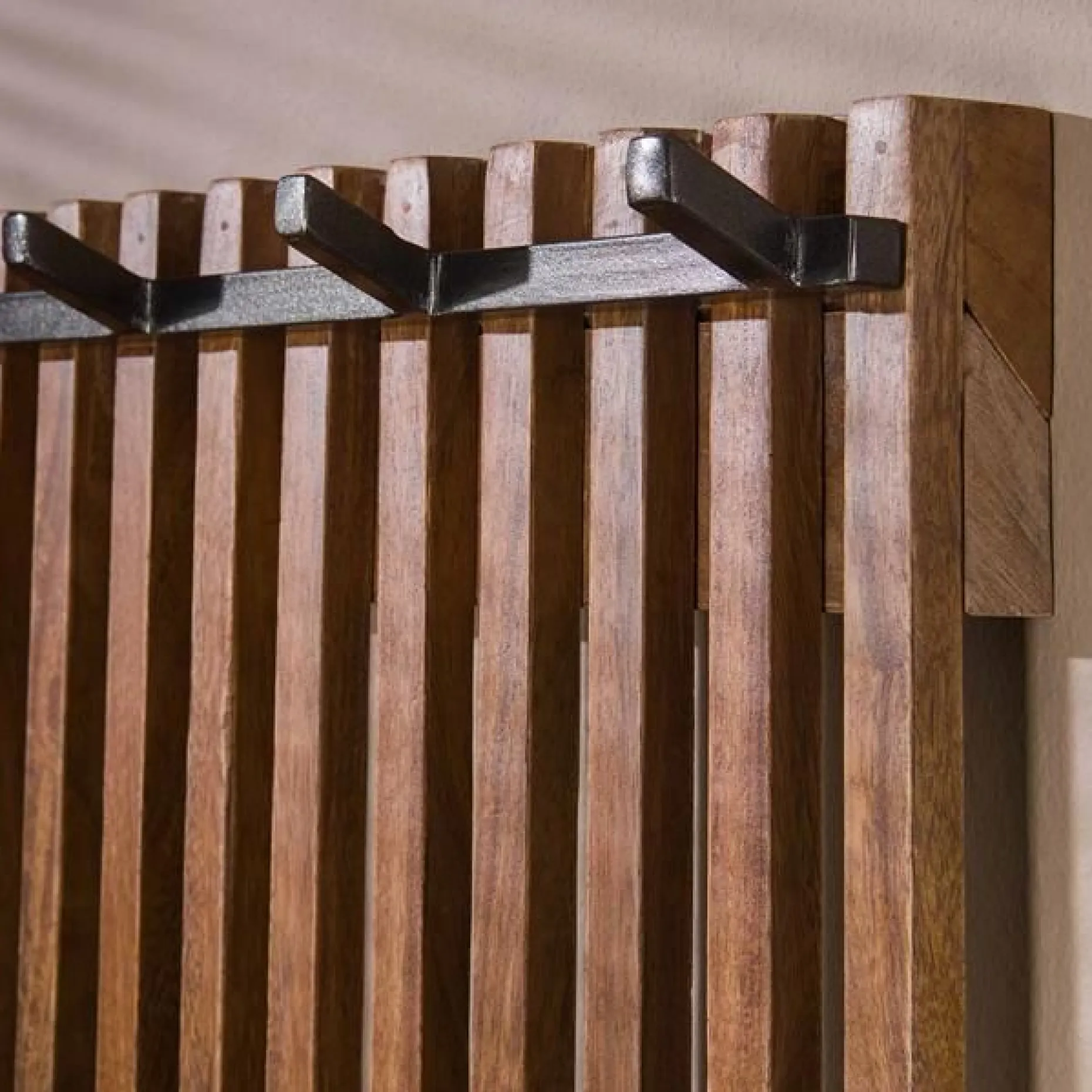 KaiWandgarderobe - Farbe Mangosand massiv