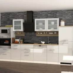 Held Küchenzeile Ragnar 340cm mit Platz für Backofen, Mikrowelle, Geschirrspüler und Kühlschrank - hochglänzend weiß