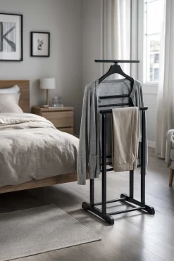Kleiderständer mit Hosenbügel | Schwarzes Design