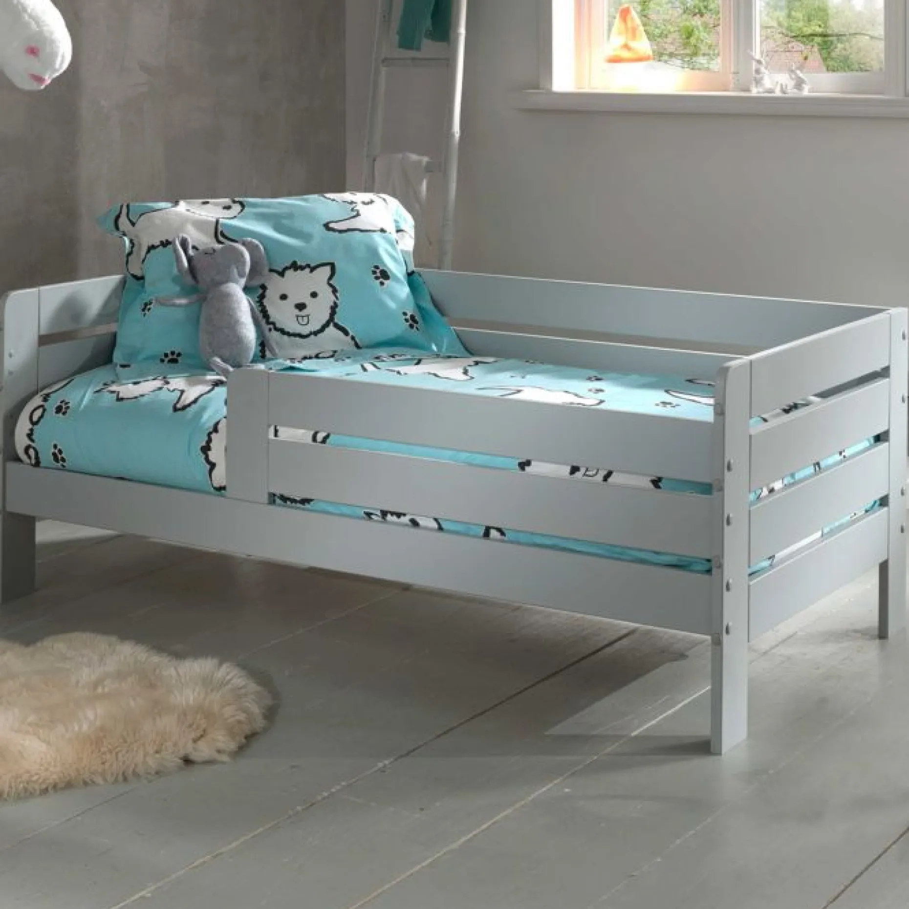 Kleinkindbett Anastasia 70 x 140cm Kiefer - grau