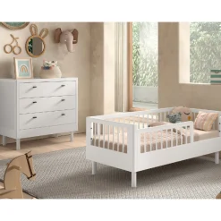 Kleinkindzimmer Forrest: Kleinkindbett 70x140cm, Kommode - Weißbuche