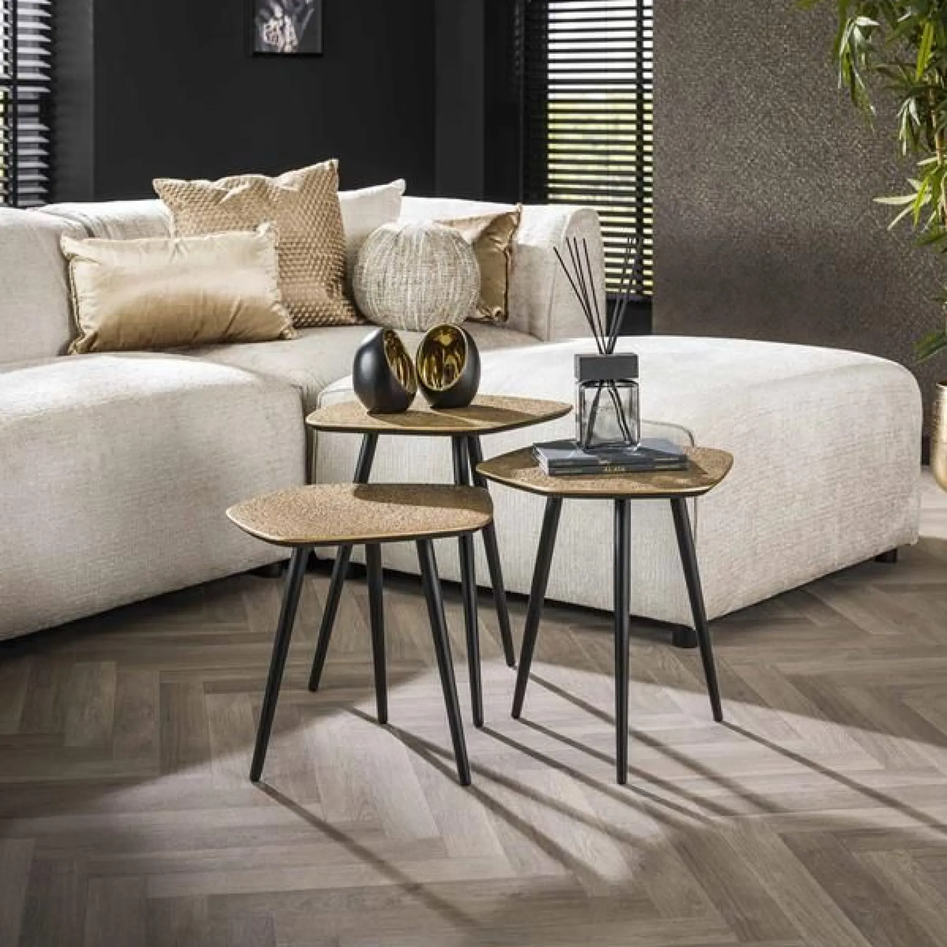 Emob Mariola Couchtisch-Set Bio 3 Tische-antike