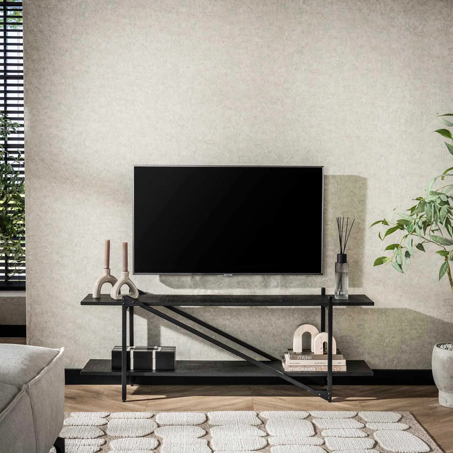 Moderner TV-Schrank 140cm grau mit MDF-Fachböden