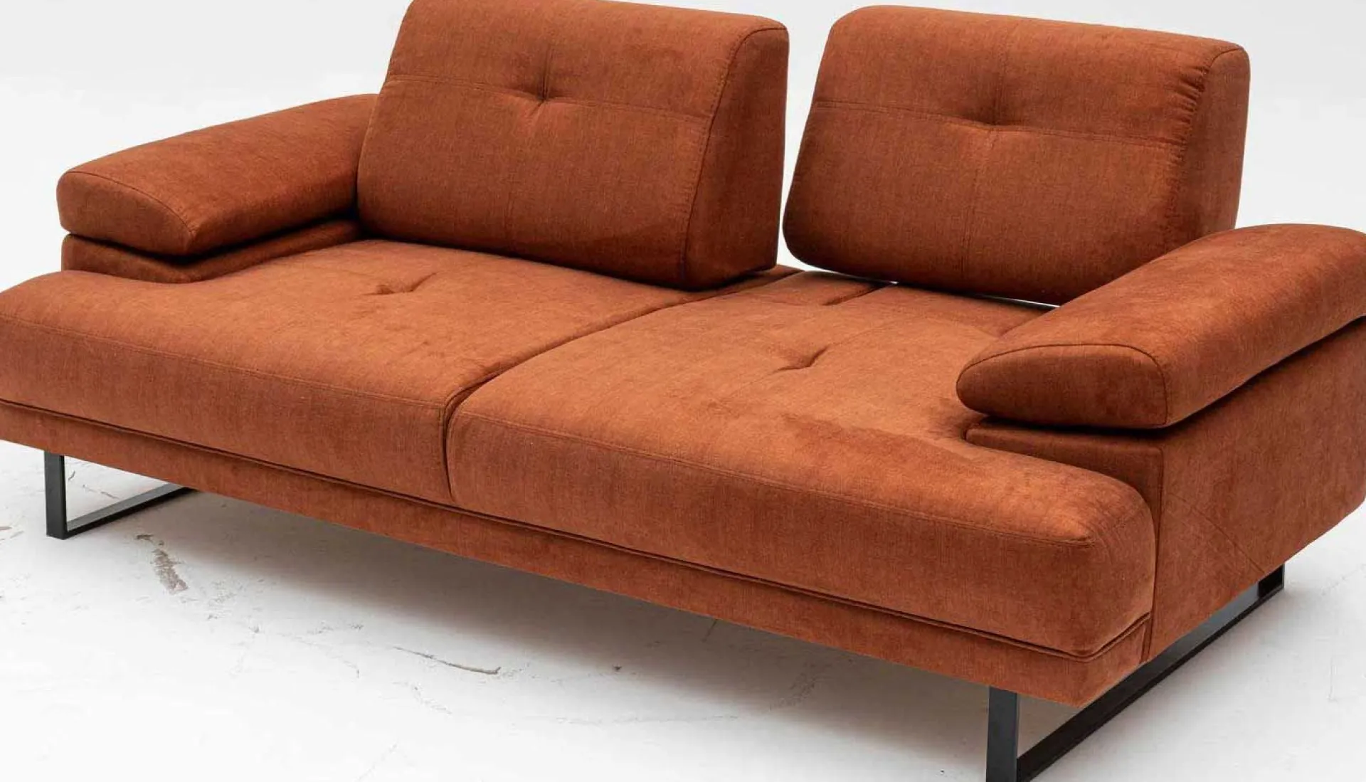 Emob Mustang 2-Sitzer-Schlafsofa | BUCHENHOLZ / SPANPLATTE | Orange