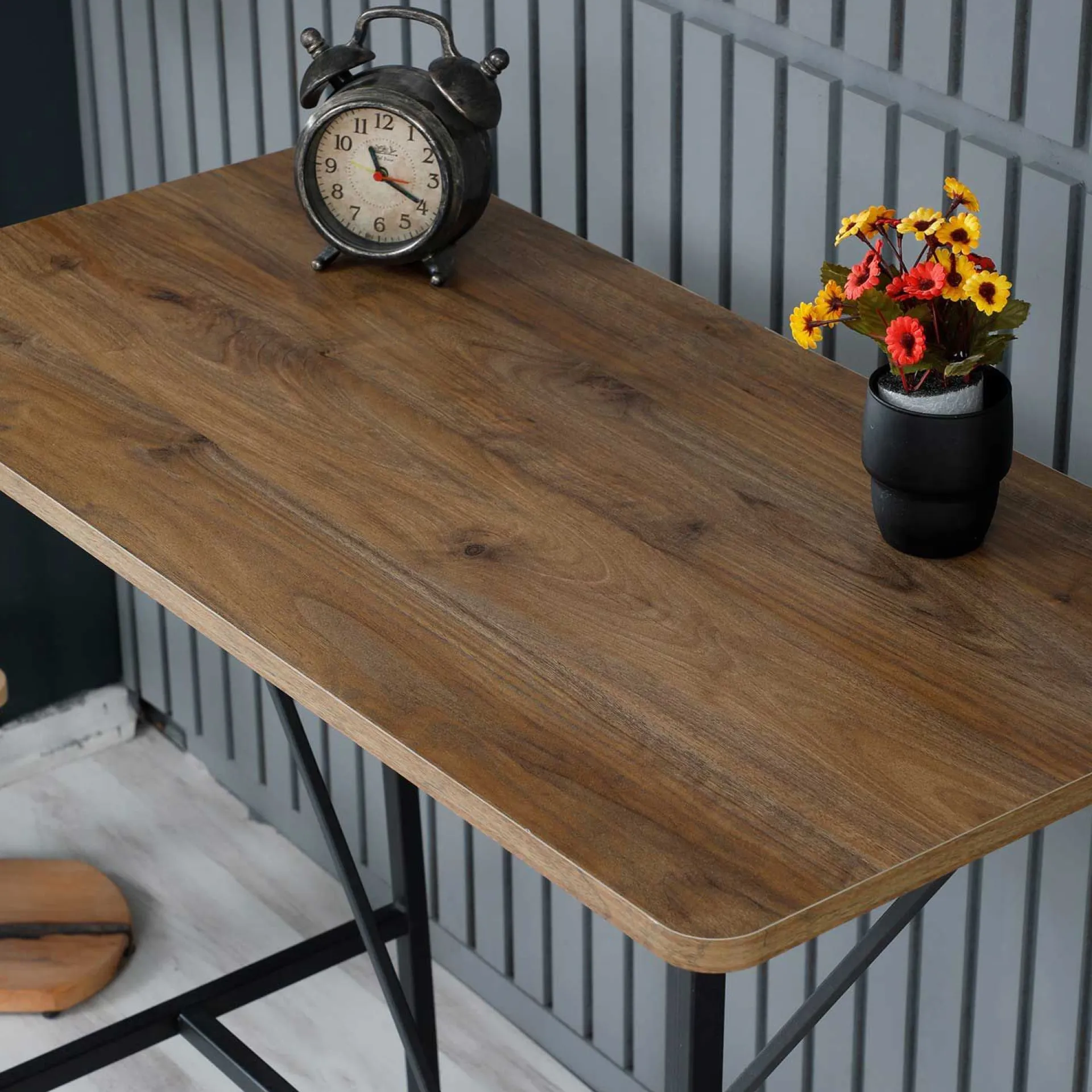 Emob Nordic Stehtisch | Metallgestell | Walnuss, Schwarz