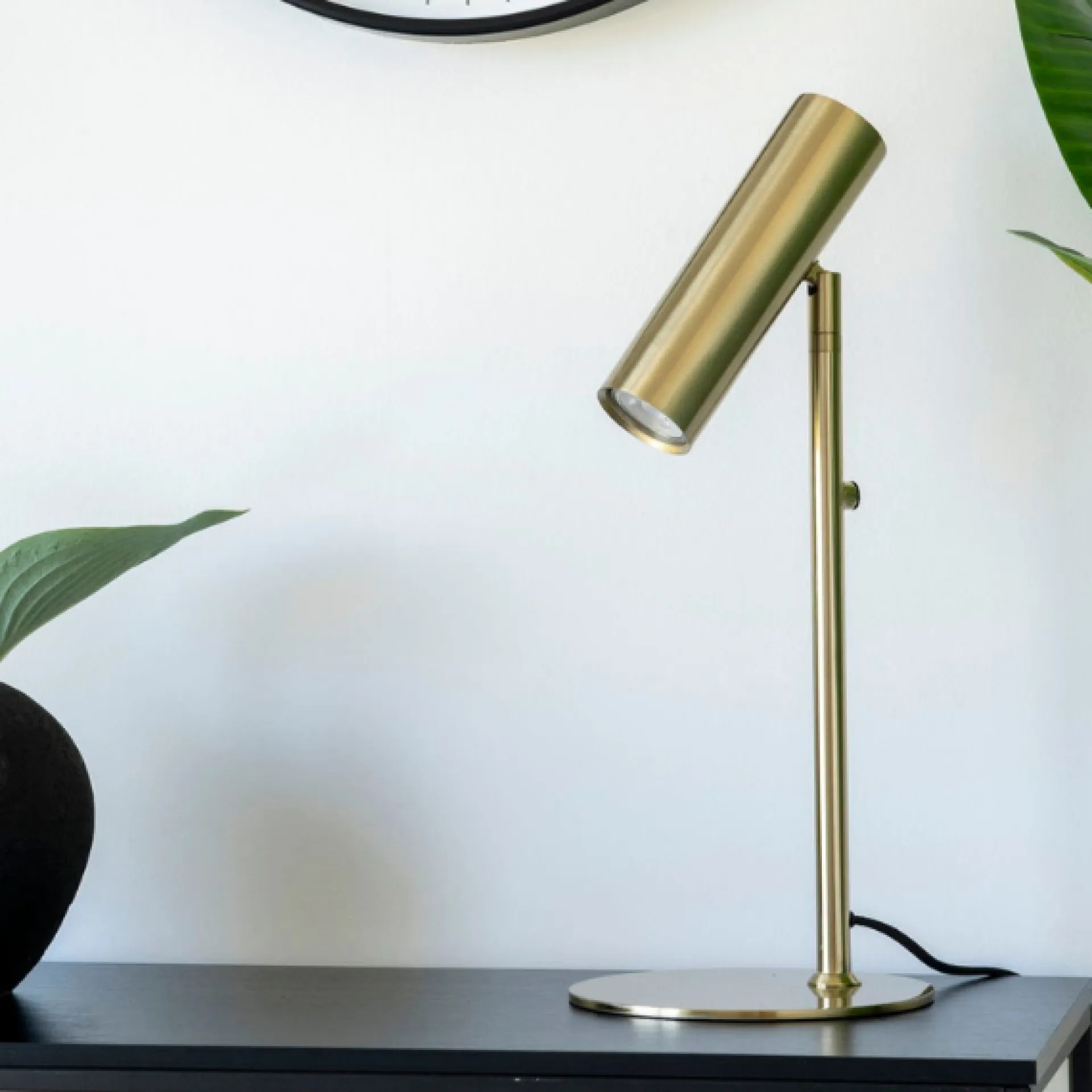 House Nordic Paris Messing Tischlampe - Elegantes Design, 200 cm Stoffkabel