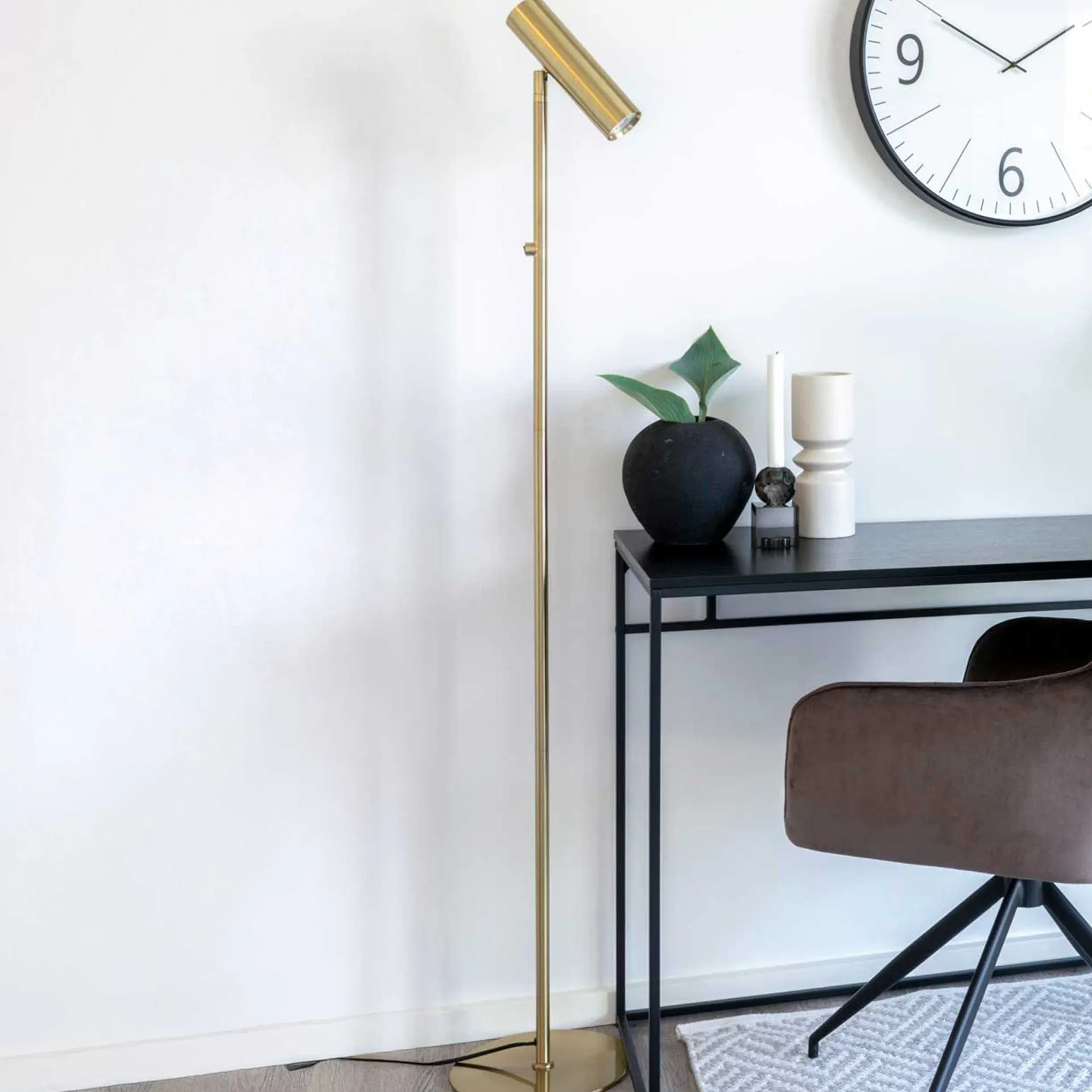 House Nordic Paris Stehleuchte - Messing-Finish, 210 cm Kabel