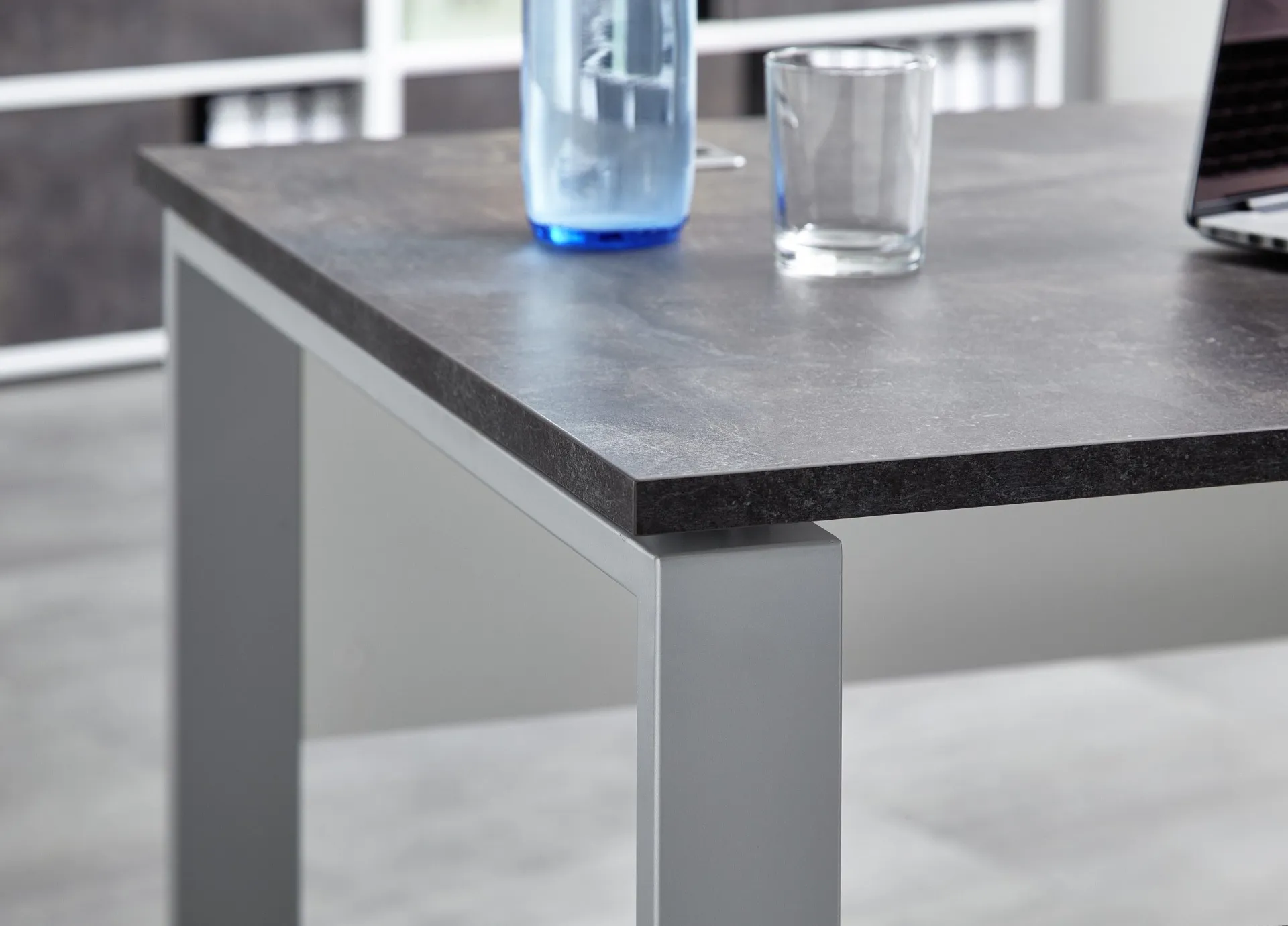Germania Schreibtisch Aldo 158cm - /basalt