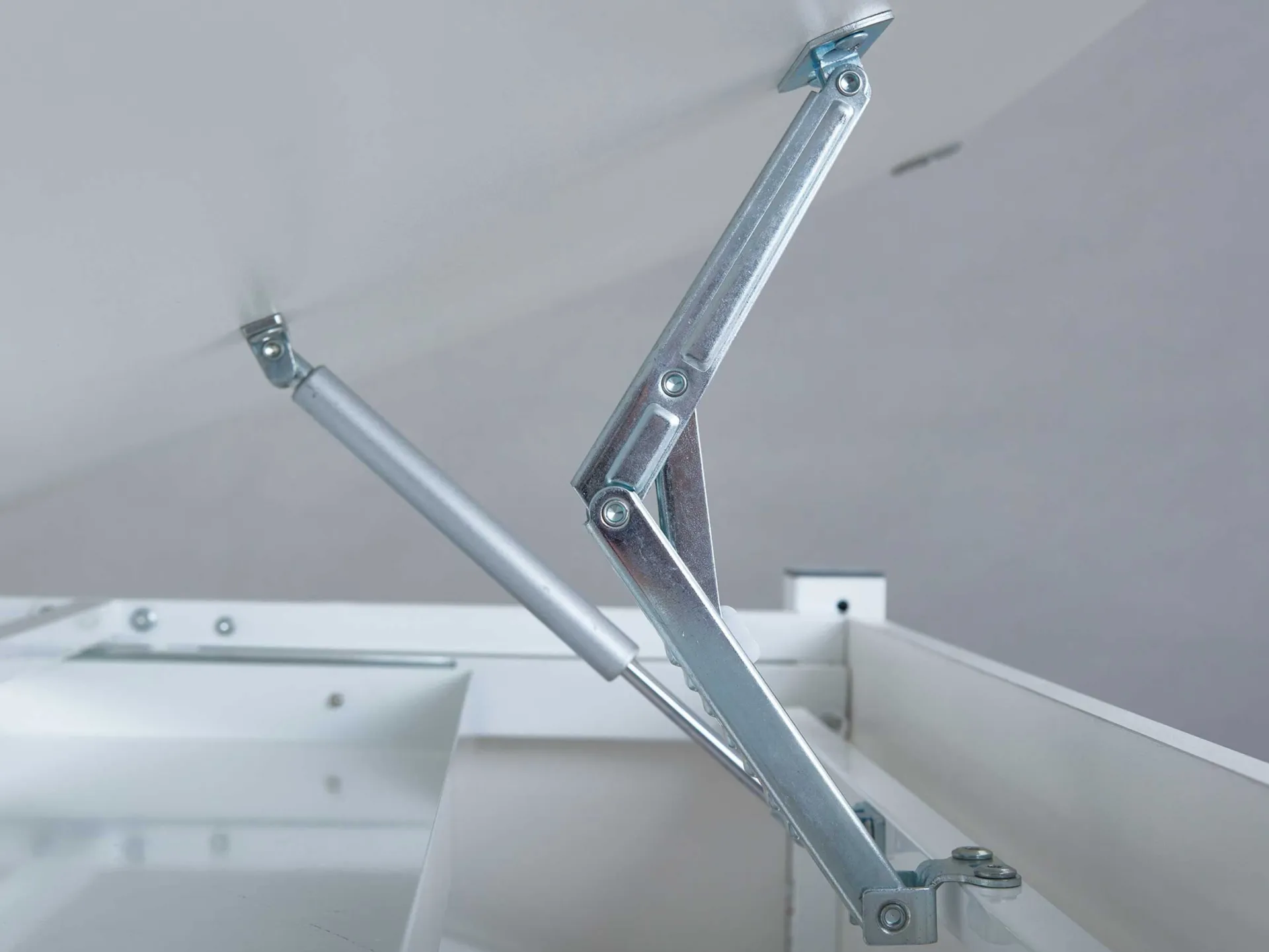 Kinder Interlink Schreibtisch Studare 110cm verstellbar -