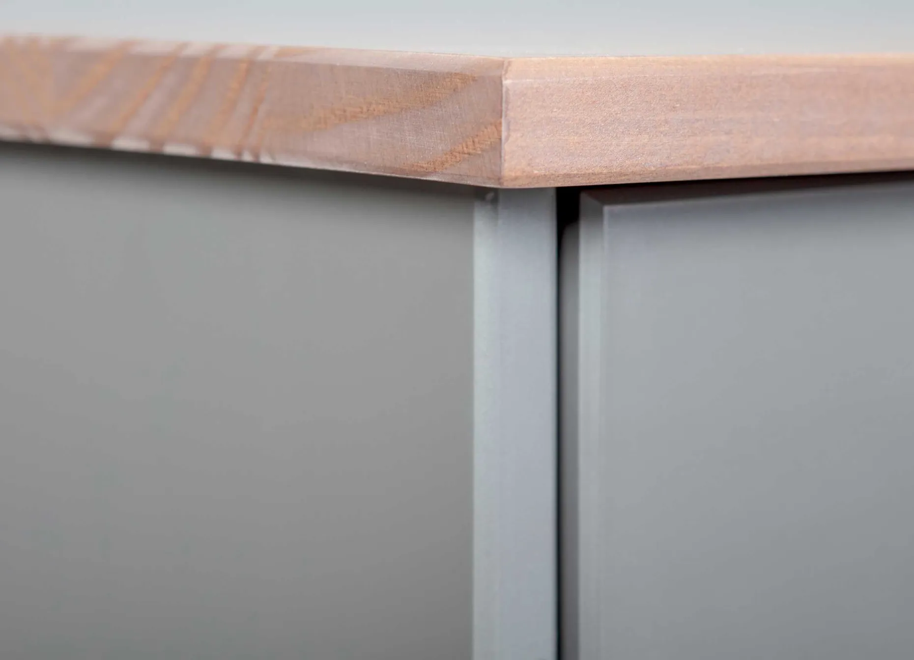 Sideboard Cerci 131cm mit 3 Türen und 3 Schubladen - grau