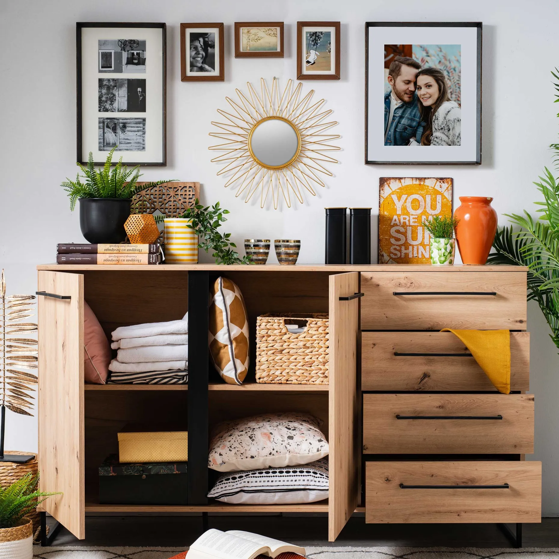 Sideboard Hoggas 159cm 4 Türen und 2 Einlegeböden - Eiche
