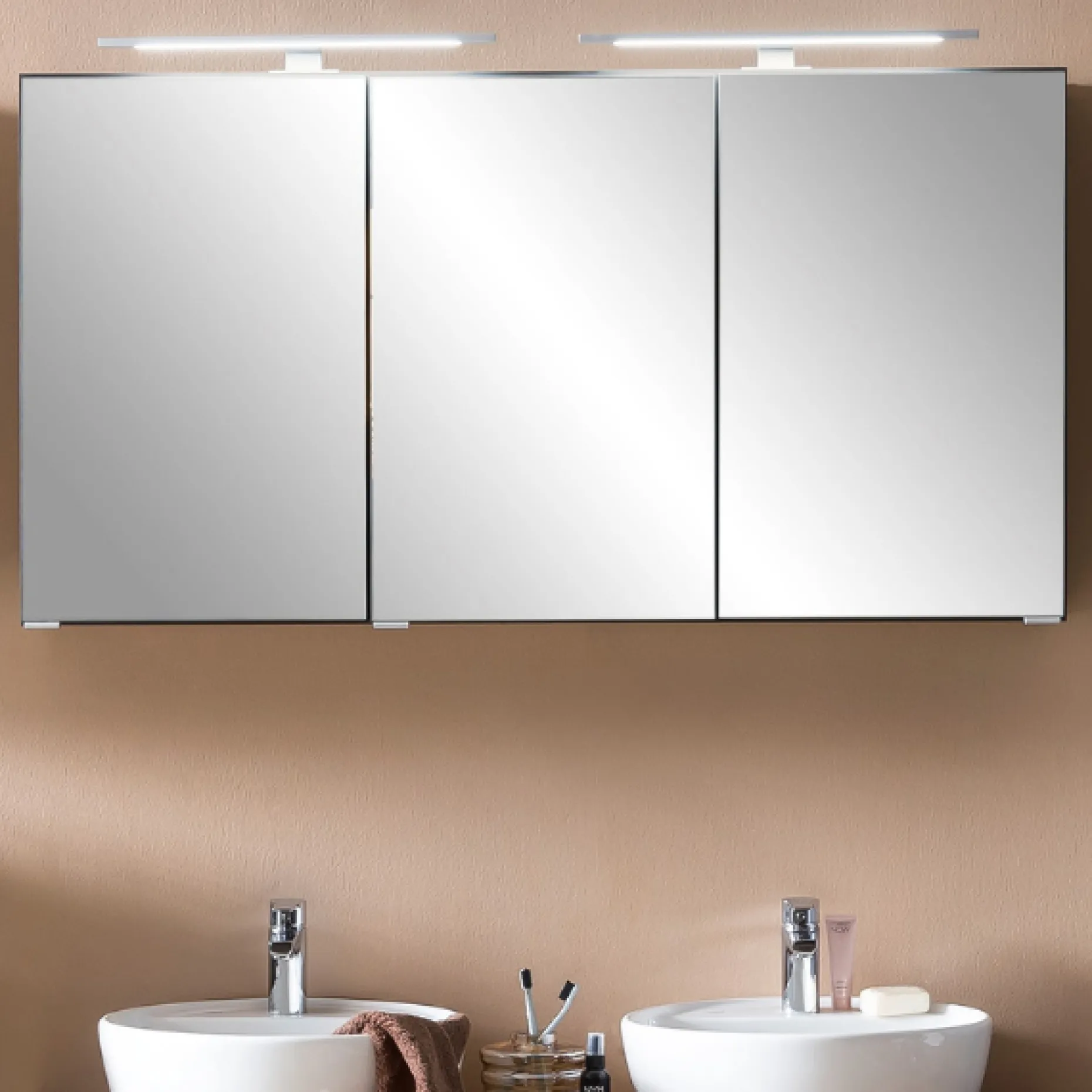 Spiegelschrank Vikas 120cm 3 Türen mit Beleuchtung - Eiche