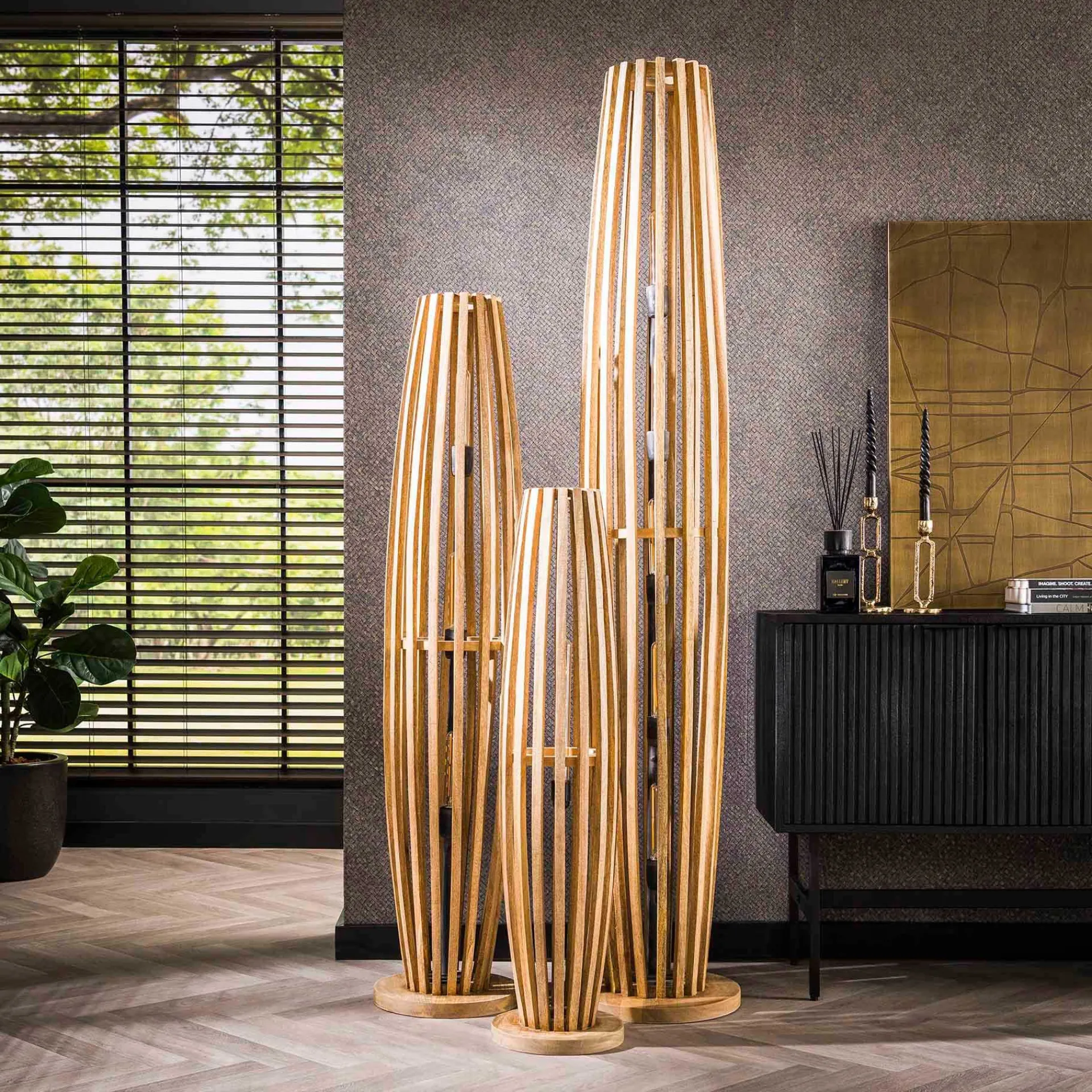Emob Stehleuchte Vivian - 22x105x22 cm - Mangoholz/