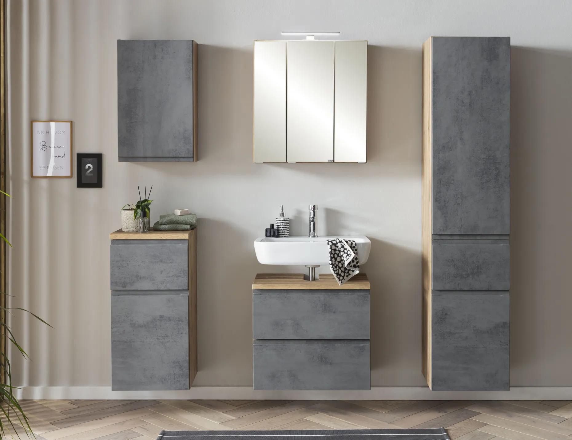 Säulenschrank Varese | 40 x 35 x 180 cm | Betonfarbenes Design