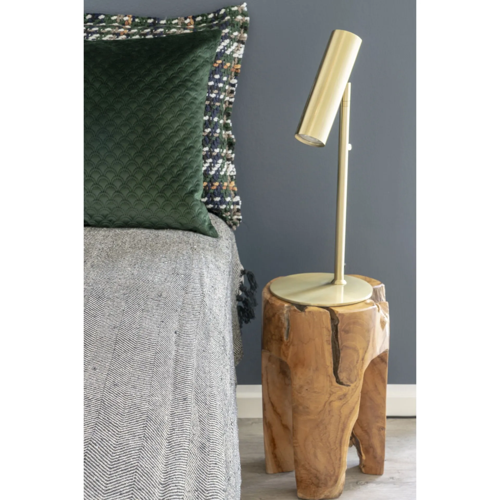 House Nordic Teak Rose Hocker: Natural Finish, 3 Beine - Ø26x40 cm