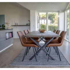 House Nordic Toulon Esstisch - Eiche Natur, gewellte Kante